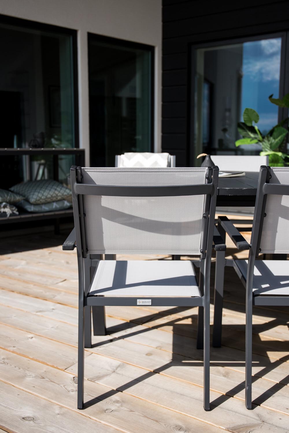 Marbella Round Garden Table Set