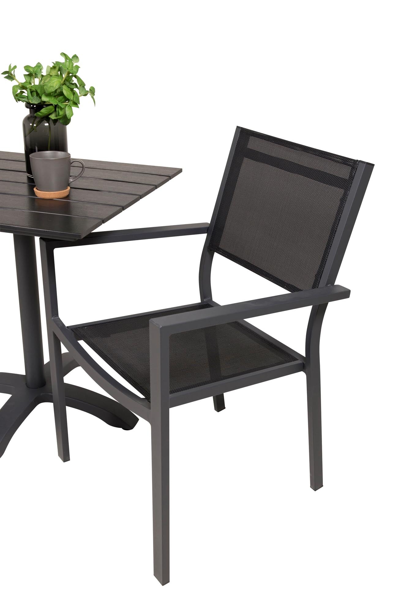 Stilvolle Outdoor-Kombination: Colorado Tisch mit Copacabana Stühlen.