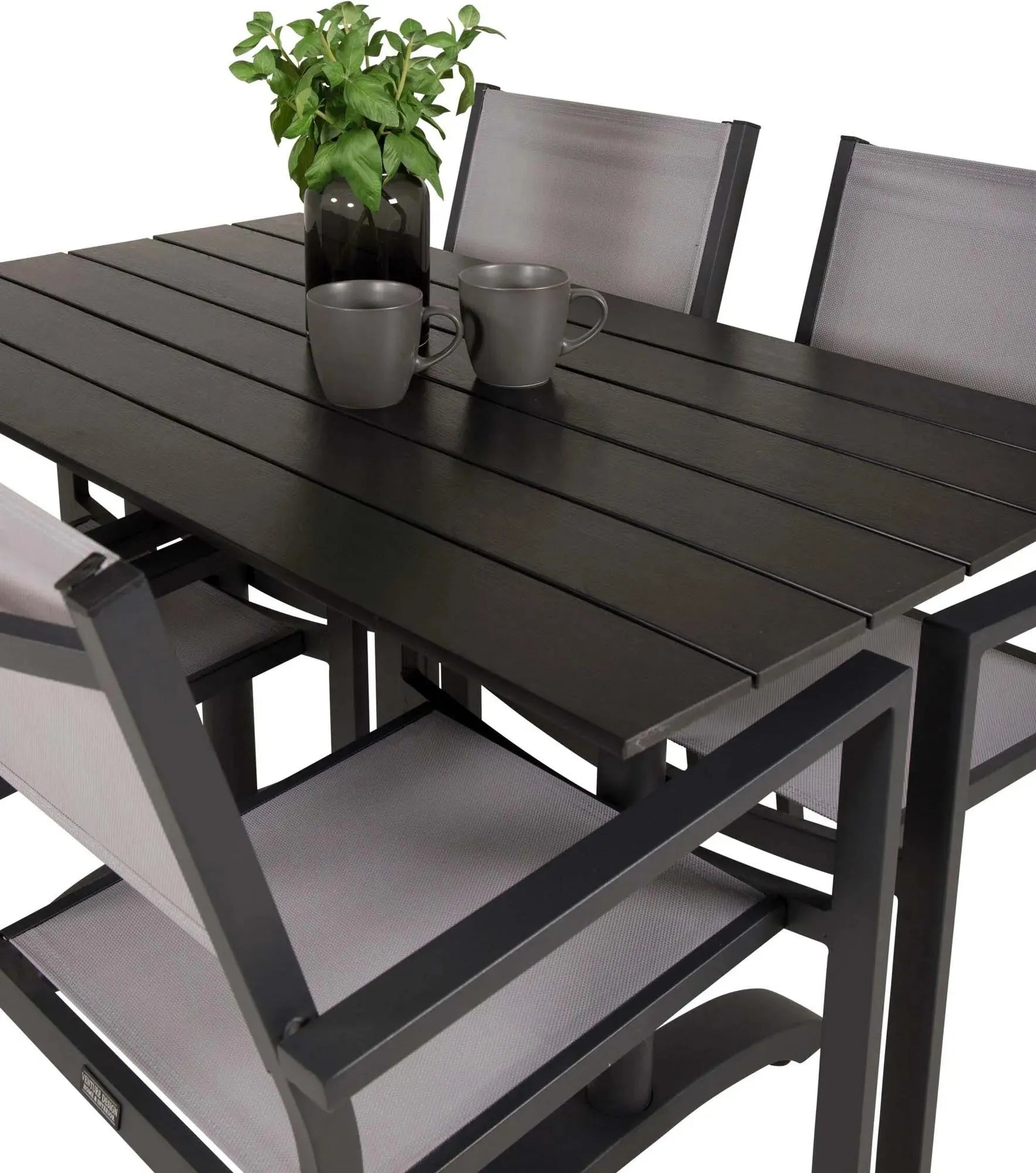Elegantes Denver Tischset für 4, ideal für Garten und Terrasse.
