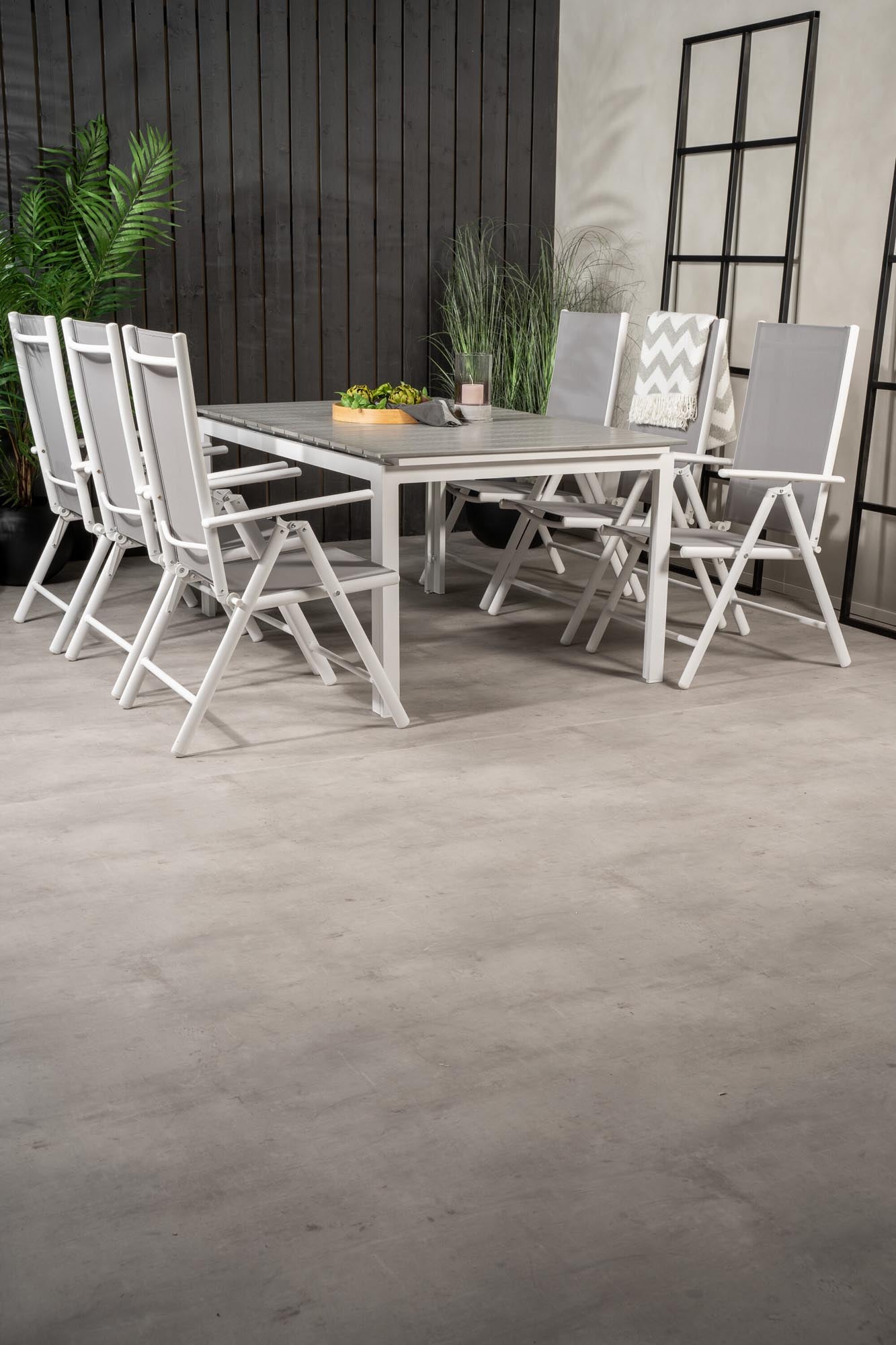 Levels Outdoor-Tischset ausziehbar + Break 160cm/6St. in Grau weiss präsentiert im Onlineshop von KAQTU Design AG. Gartentischset ist von Venture Home