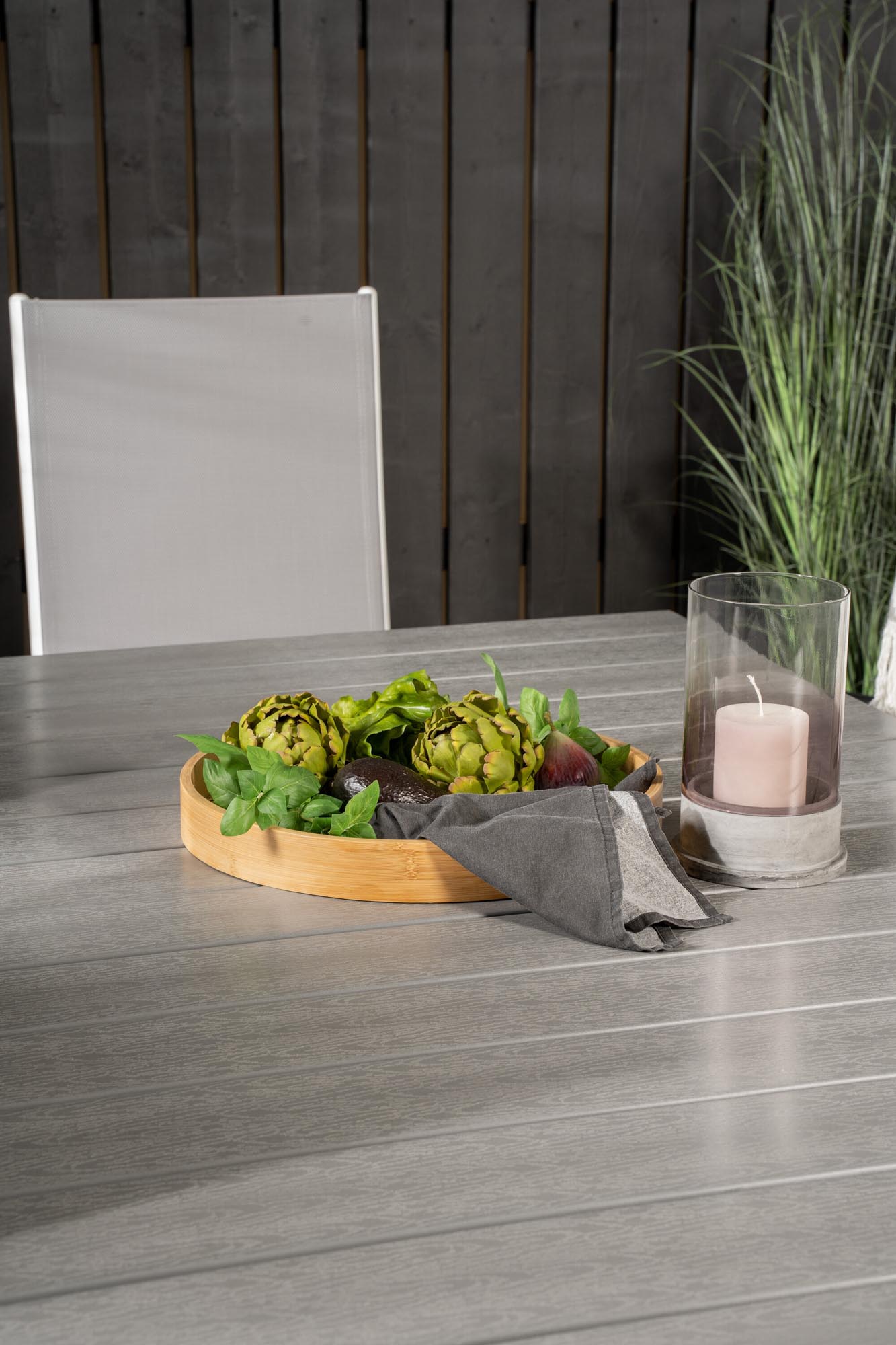 Levels Outdoor-Tischset ausziehbar + Break 160cm/6St. in Grau weiss präsentiert im Onlineshop von KAQTU Design AG. Gartentischset ist von Venture Home