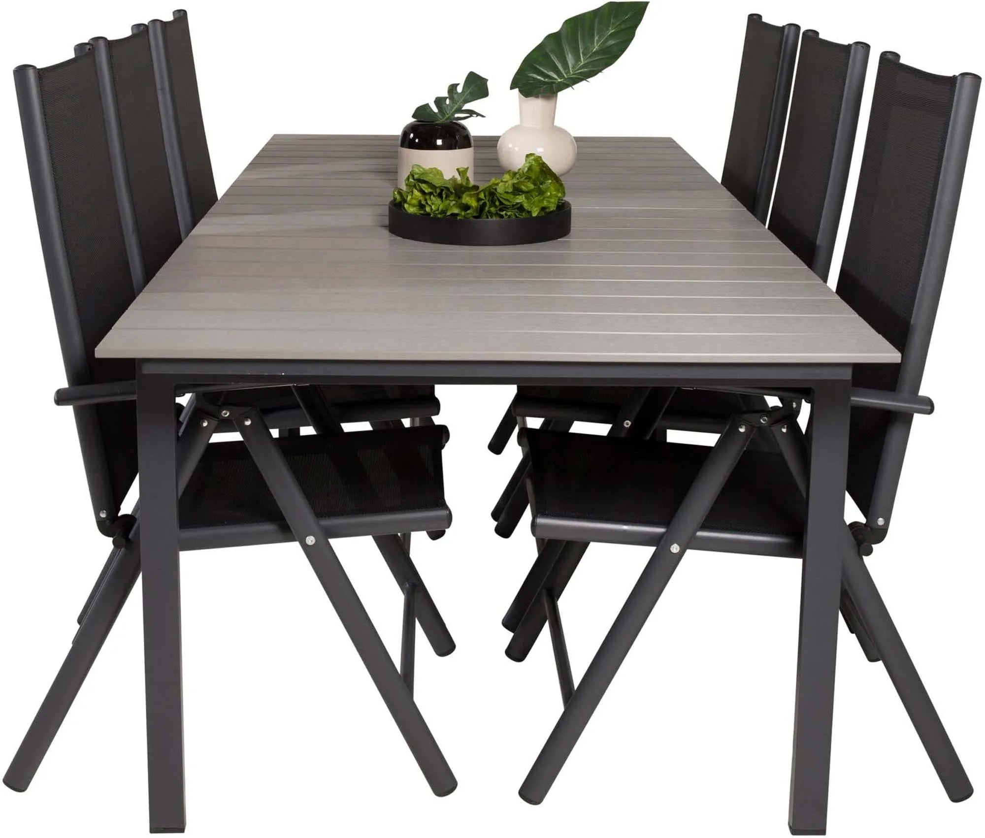 Venture Home: Modernes Outdoor-Set für gesellige Sommerabende.