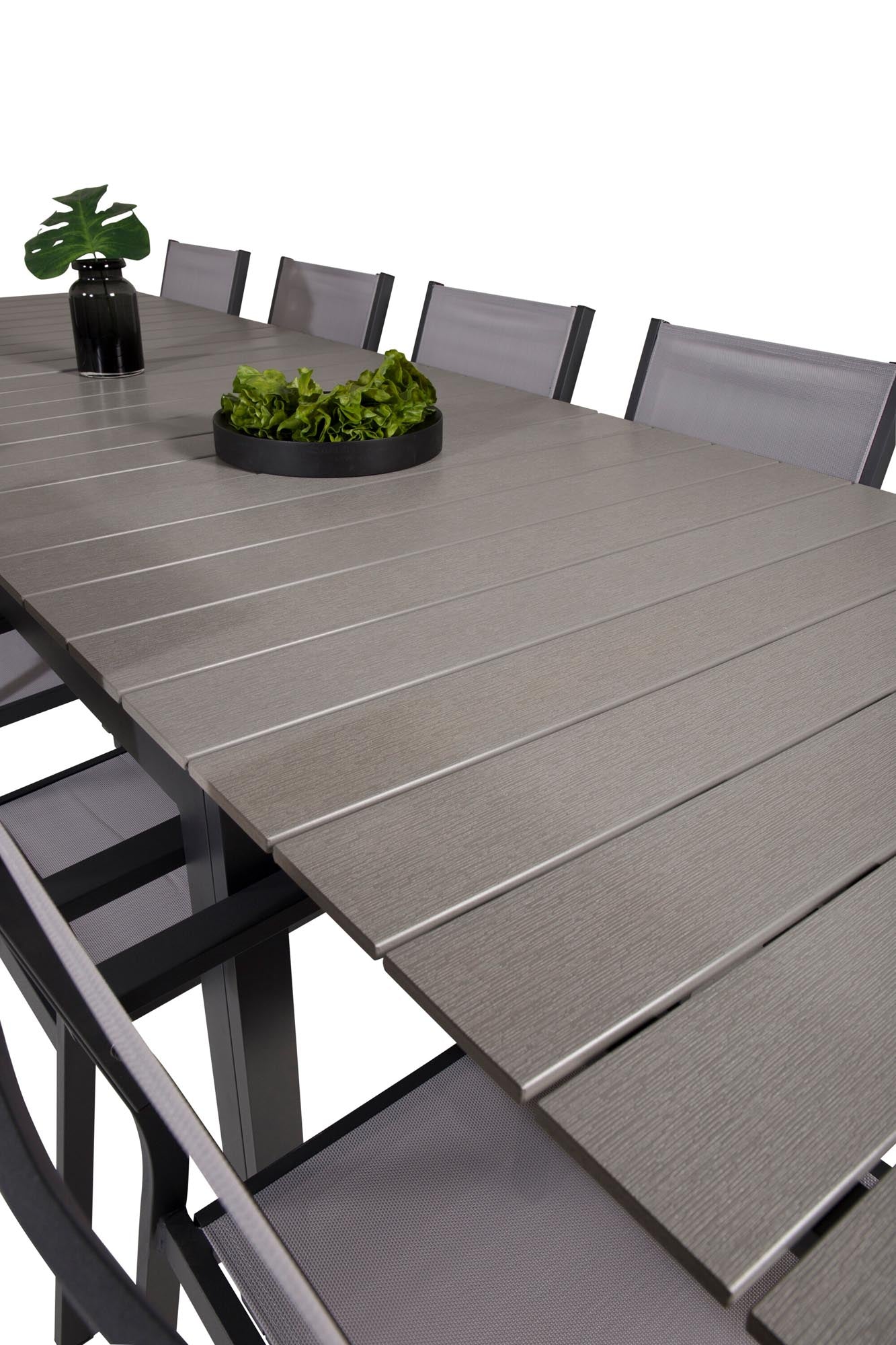 Levels Gartentisch 224/324 + Copacabana Arm Stuhl in Grau präsentiert im Onlineshop von KAQTU Design AG. Gartentischset ist von Venture Home