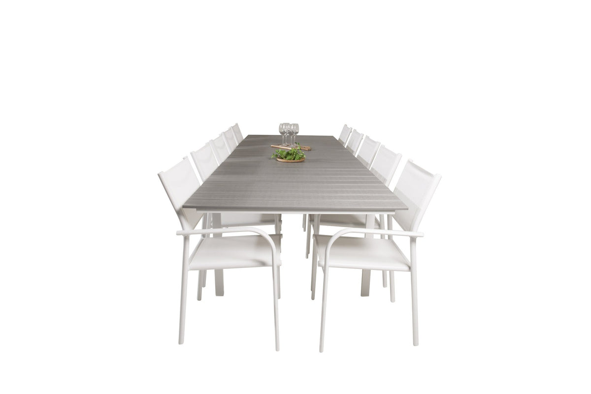 Weisses Gartentischset Levels & Santorini von Venture Home: rechteckiger Esstisch aus Aluminium und Aintwood mit stapelbaren Stühlen in Weiss.