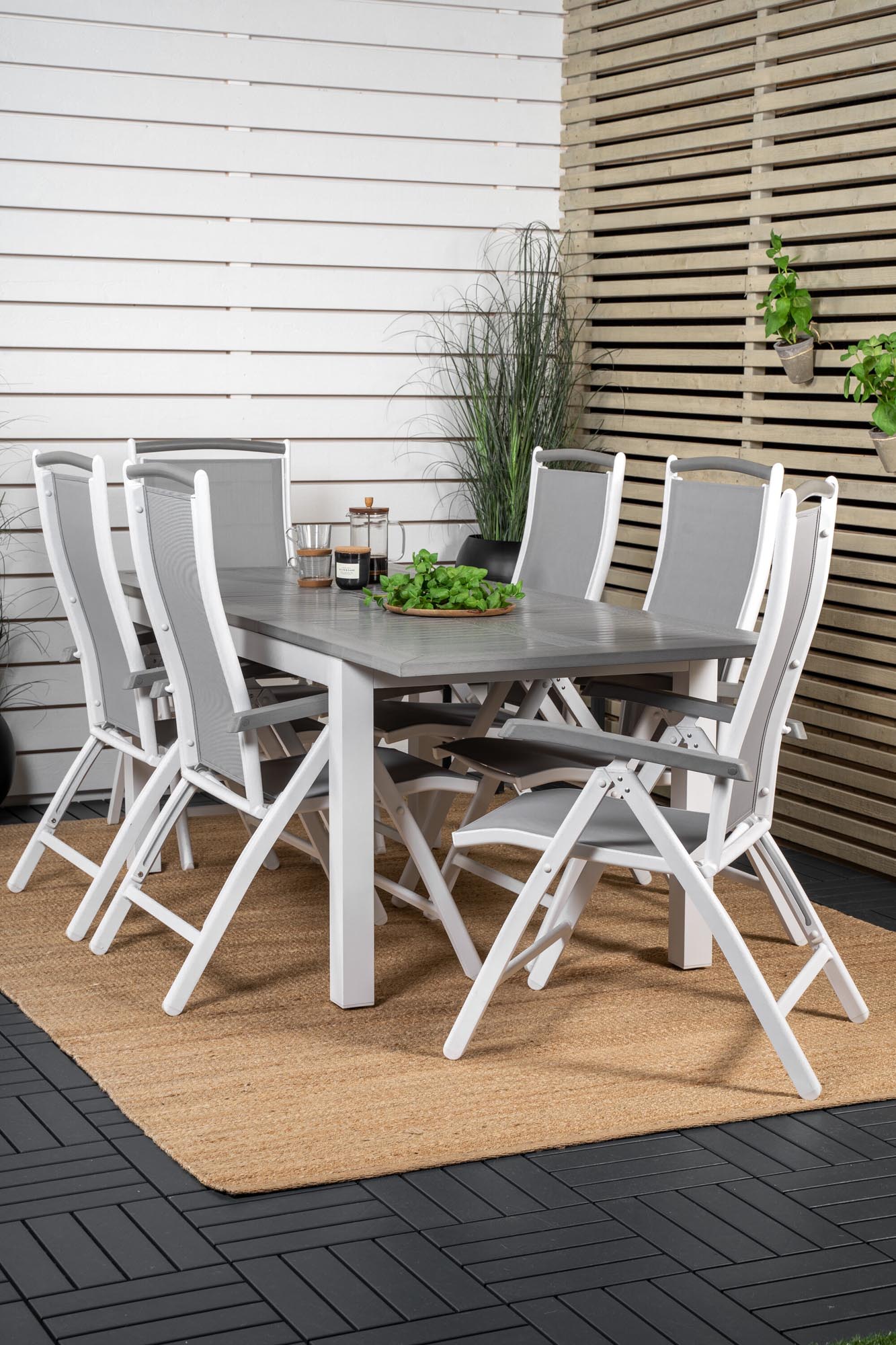 Venture Home Albany: Flexibles Outdoor-Set mit 6 Stühlen, 152cm.