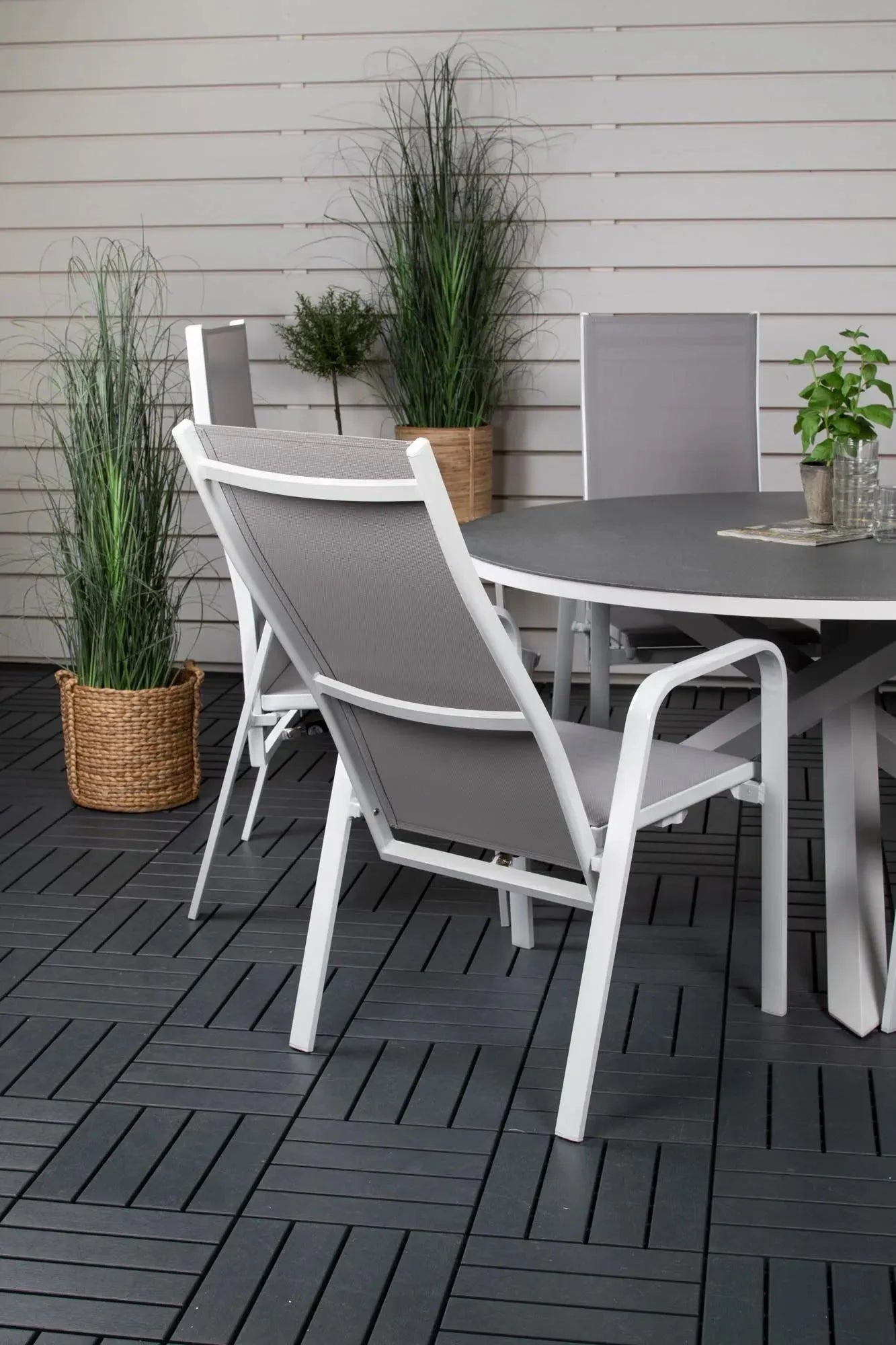 Elegantes Copacabana Tischset für 6, ideal für Garten und Terrasse.