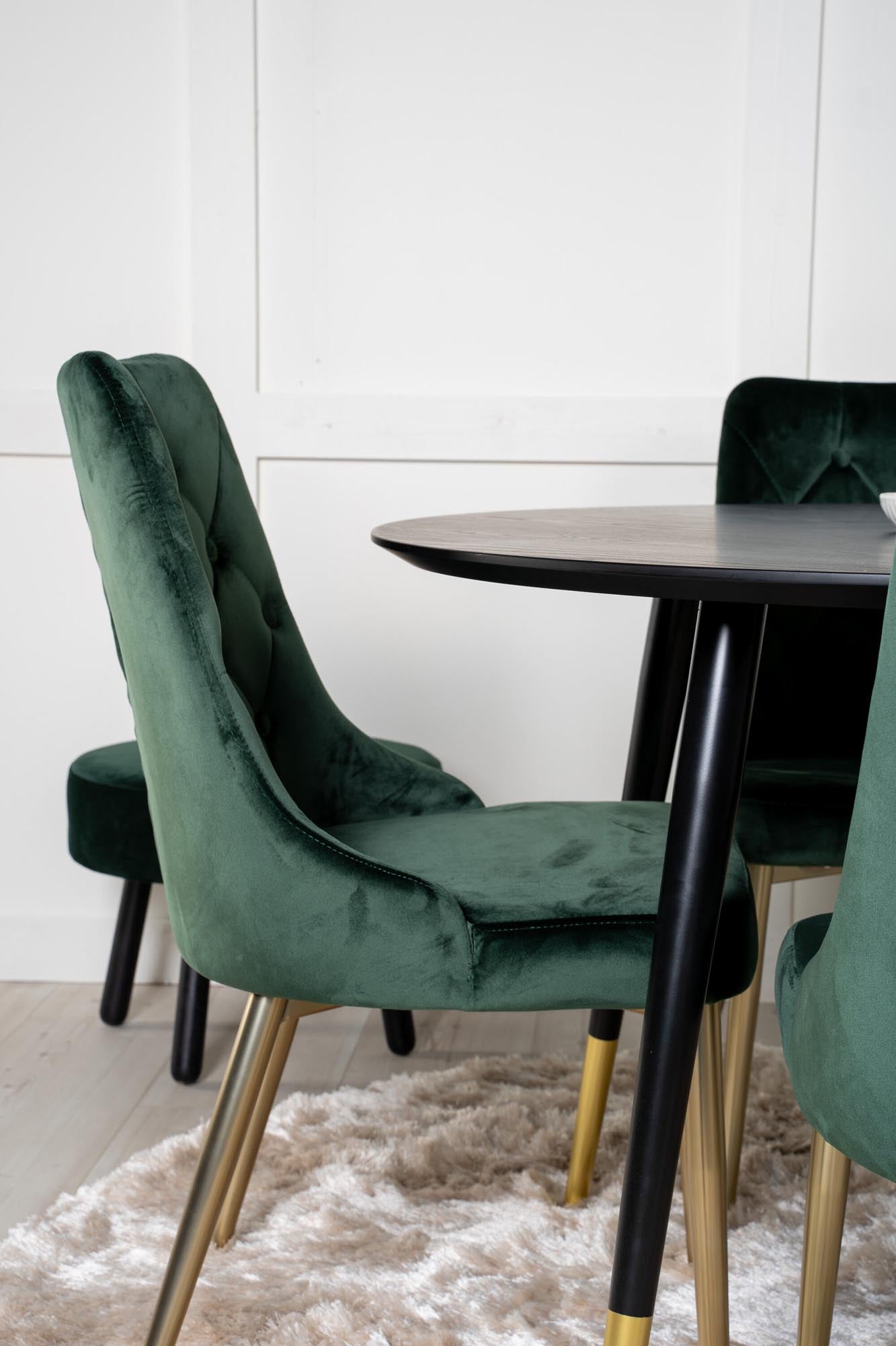Dipp Esszimmerset + Velvet Deluxe ⌀115cm/4St. in Gold, Grün präsentiert im Onlineshop von KAQTU Design AG. Esszimmerset ist von Venture Home