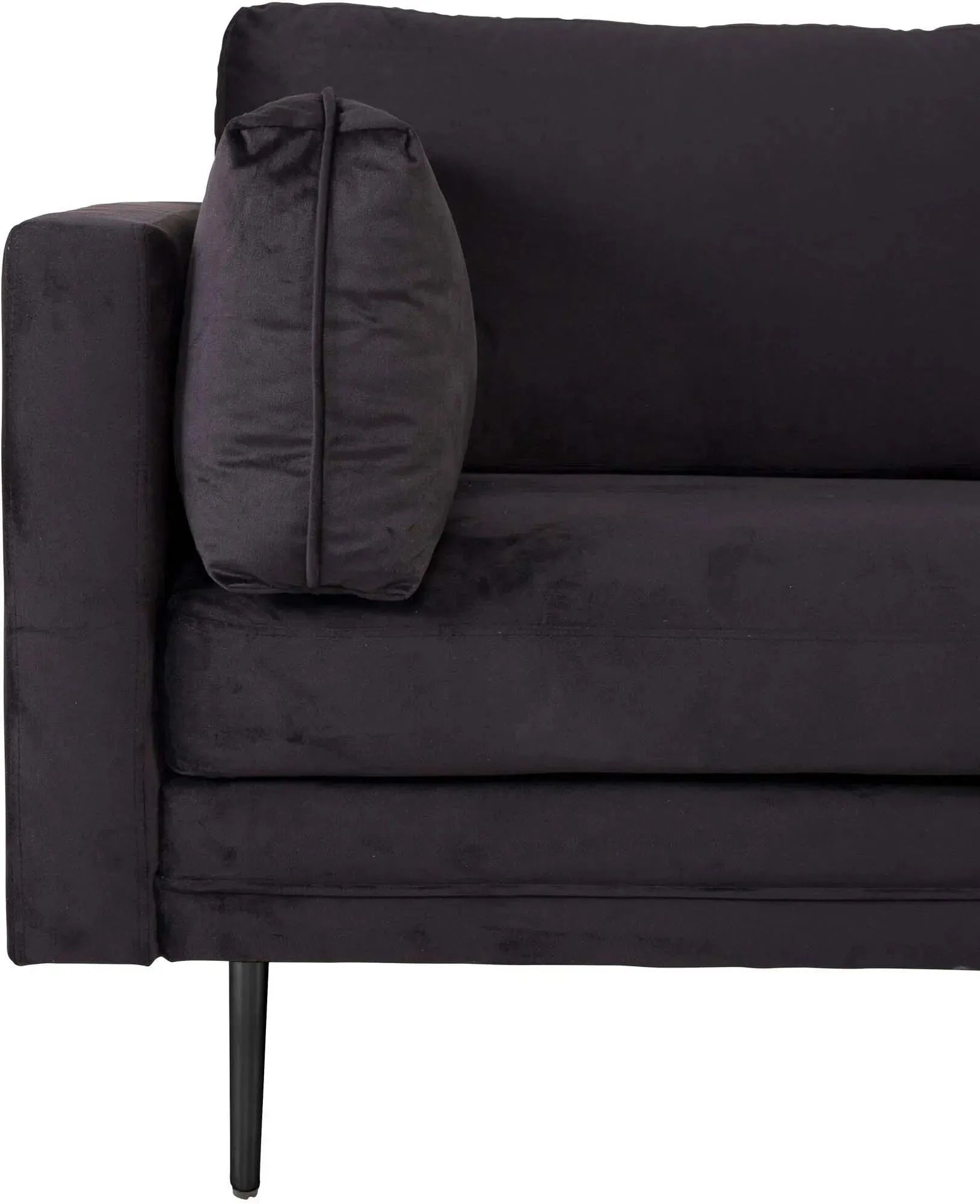 Boom Sofa von Venture Home: Zeitloses Design für Ihr Wohnzimmer.