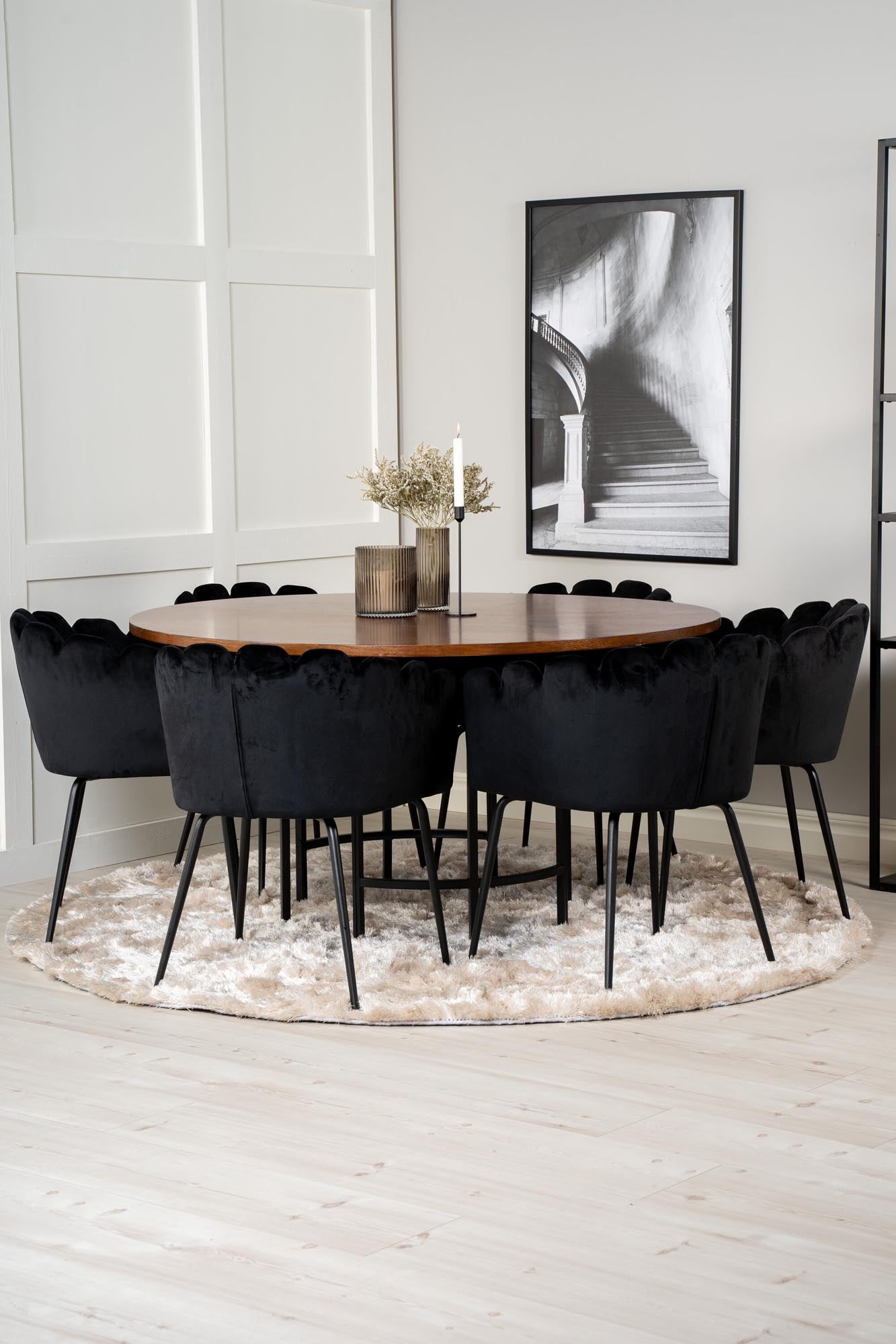 Esszimmerset Copenhagen + Limhamn ⌀140cm/6St. in Braun / Schwarz präsentiert im Onlineshop von KAQTU Design AG. Esszimmerset ist von Venture Home