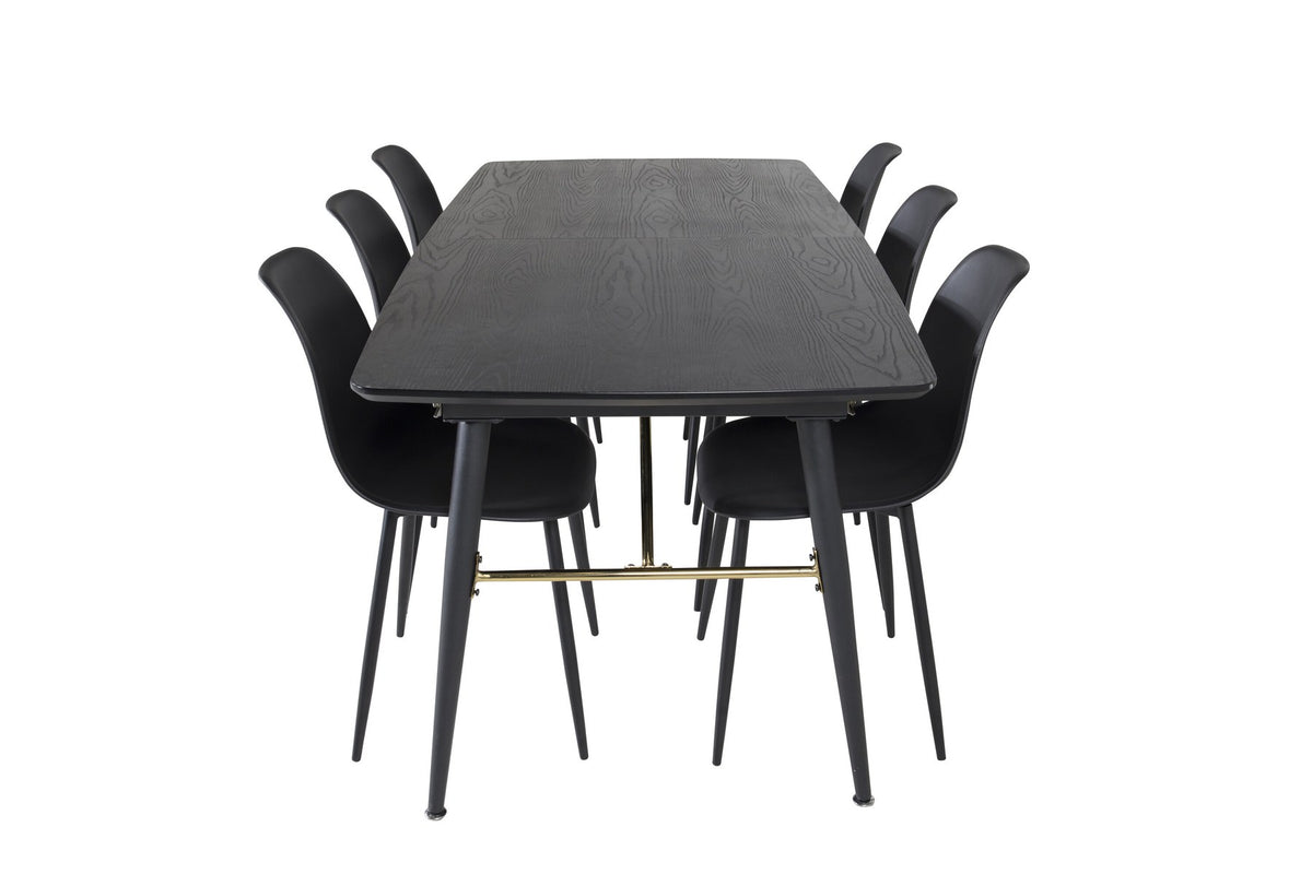 Rechteckiger Esstisch mit schwarzer MDF-Tischplatte und Stahlgestell, dazu zwei schwarze Esszimmerstühle mit gepolsterter Sitzfläche.