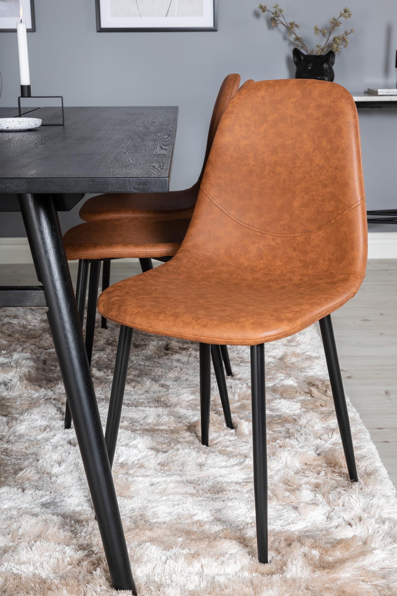 Sleek Esszimmerset ausziehbar + Polar 195cm/6St. in Schwarz Braun präsentiert im Onlineshop von KAQTU Design AG. Esszimmerset ist von Venture Home
