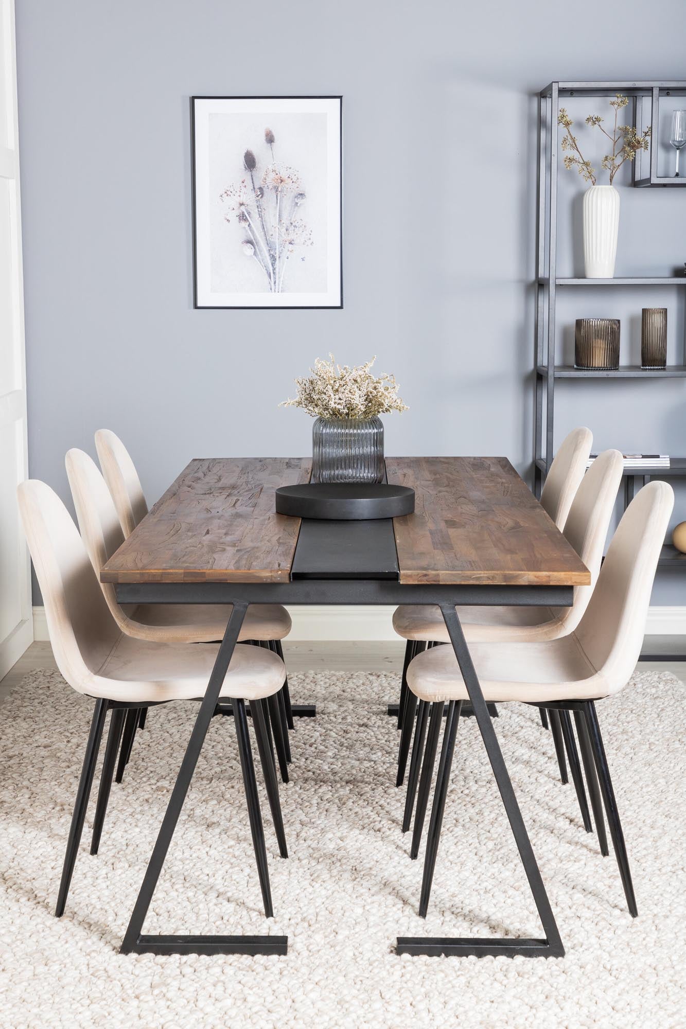 Jakarta Esszimmerset + Polar 200cm/6St. in Beige, Schwarz präsentiert im Onlineshop von KAQTU Design AG. Esszimmerset ist von Venture Home
