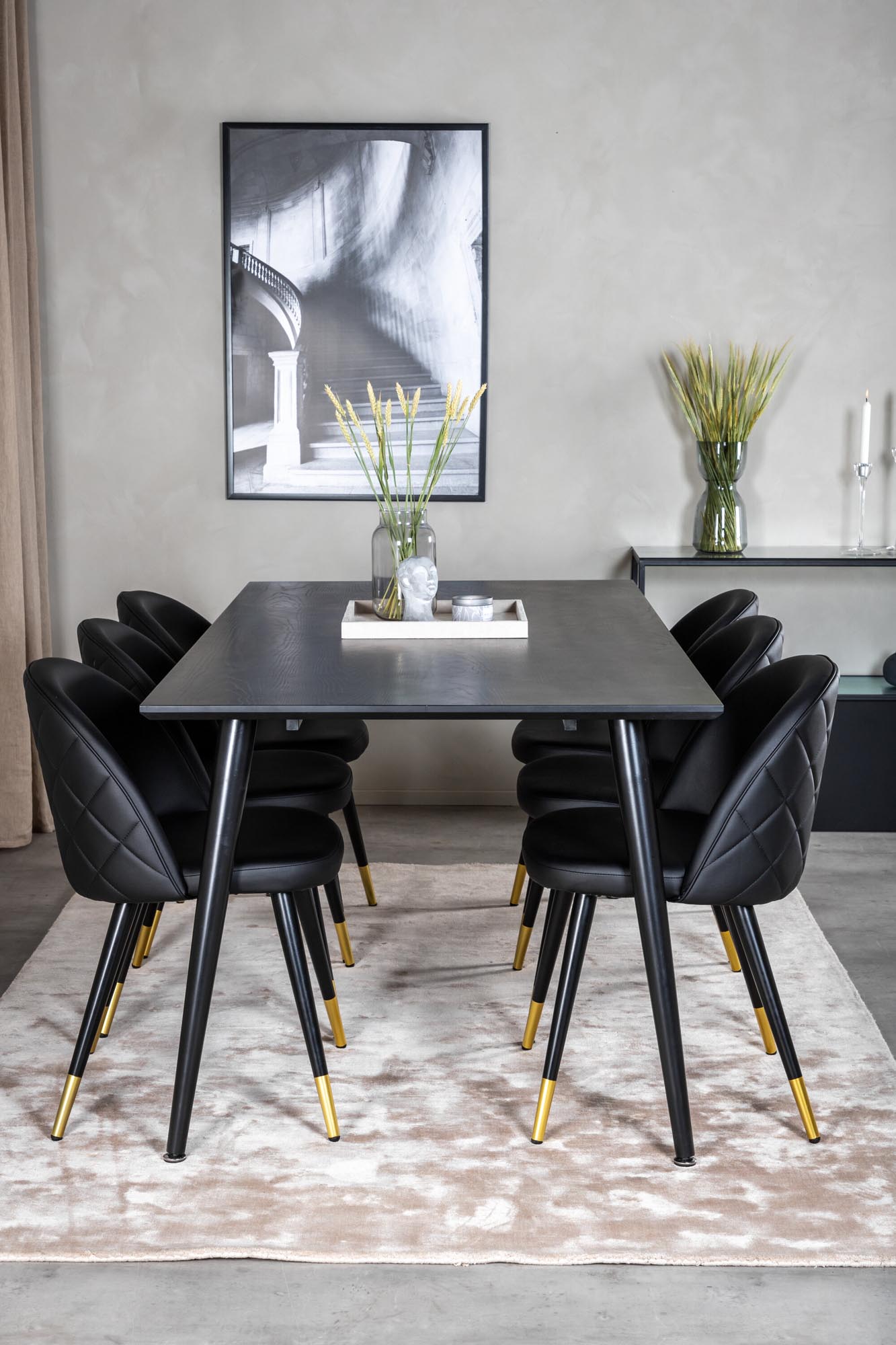Dipp Esszimmerset + Velvet 180cm/6St. in Schwarz / Gold präsentiert im Onlineshop von KAQTU Design AG. Esszimmerset ist von Venture Home
