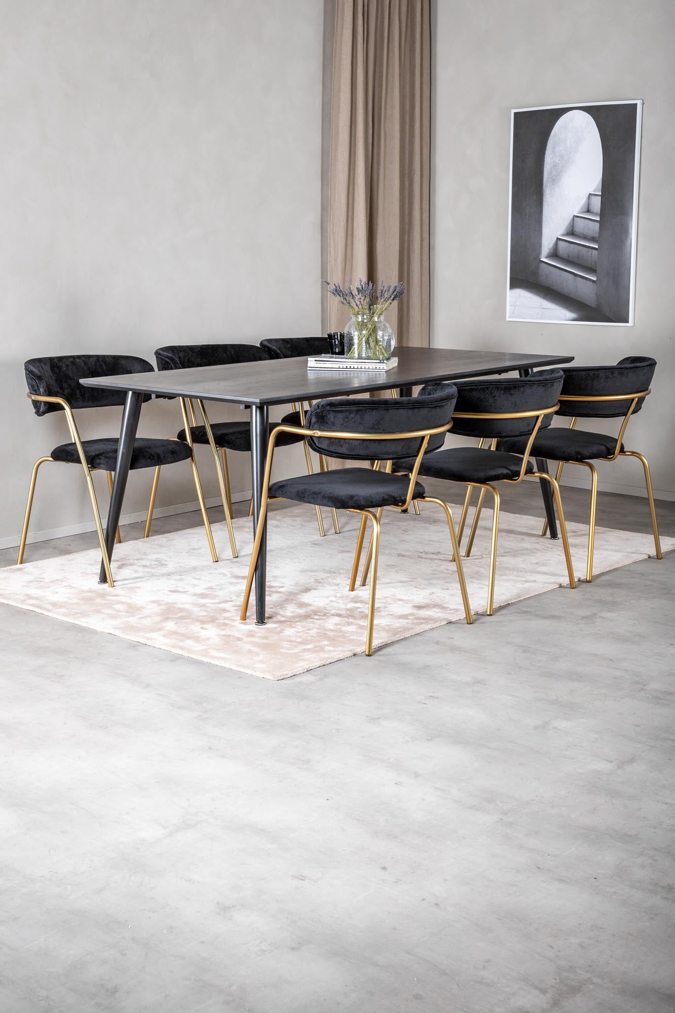 Dipp Esszimmerset + Arrow 180cm/6St. in Schwarz / Gold präsentiert im Onlineshop von KAQTU Design AG. Esszimmerset ist von Venture Home