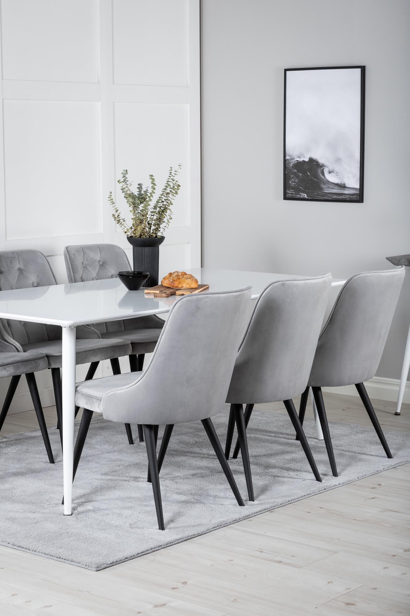 Polar Esszimmerset + Velvet Deluxe 180cm/6St. in Schwarz präsentiert im Onlineshop von KAQTU Design AG. Esszimmerset ist von Venture Home