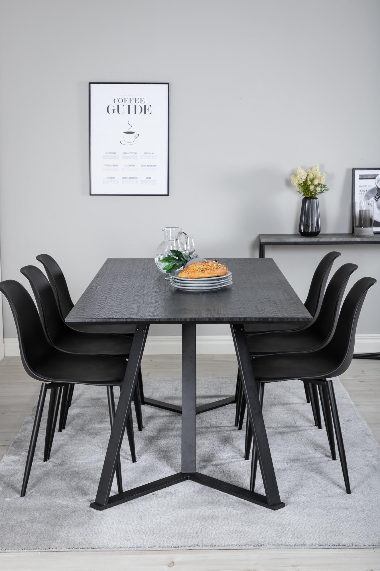 Modernes Esszimmerset mit 180 cm Tisch und 6 Stühlen, stilvolles Design, perfekt für elegante und gemütliche Essbereiche.