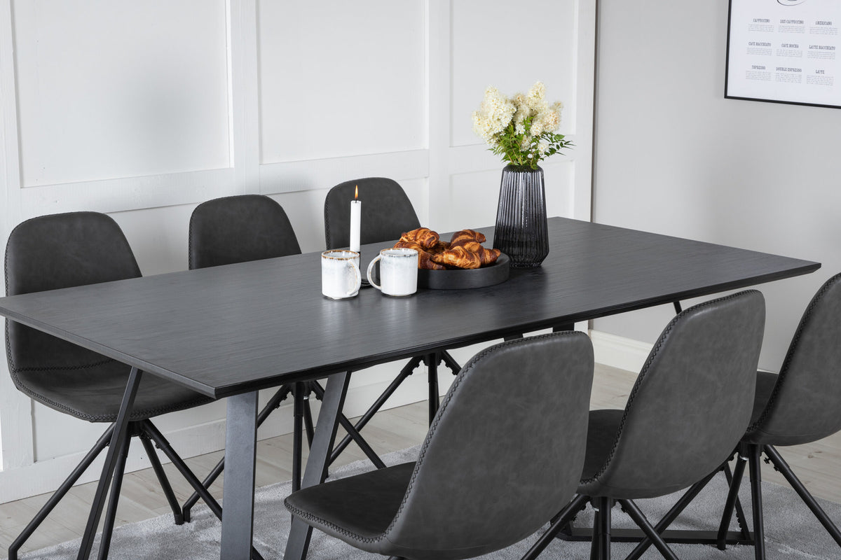 Marina Esszimmerset Polar 180cm/6St. in Schwarz präsentiert im Onlineshop von KAQTU Design AG. Esszimmerset ist von Venture Home