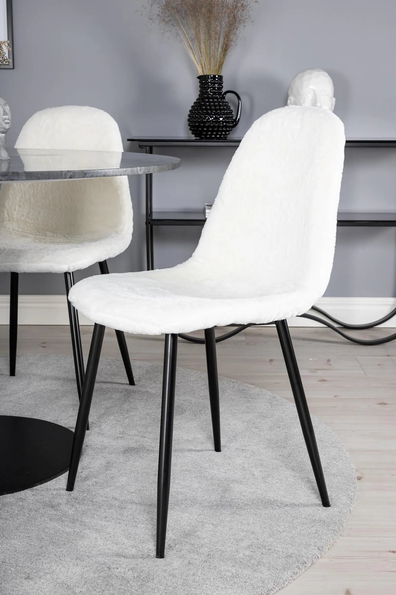 Estelle Esszimmerset: Stilvolles Design trifft auf Funktionalität.