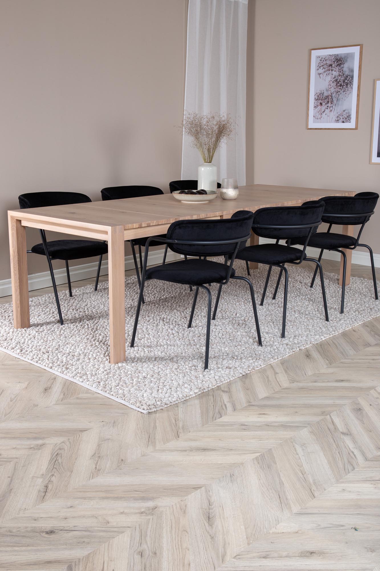 Slider Esszimmerset ausziehbar + Arrow 170cm/6St. in Schwarz präsentiert im Onlineshop von KAQTU Design AG. Esszimmerset ist von Venture Home