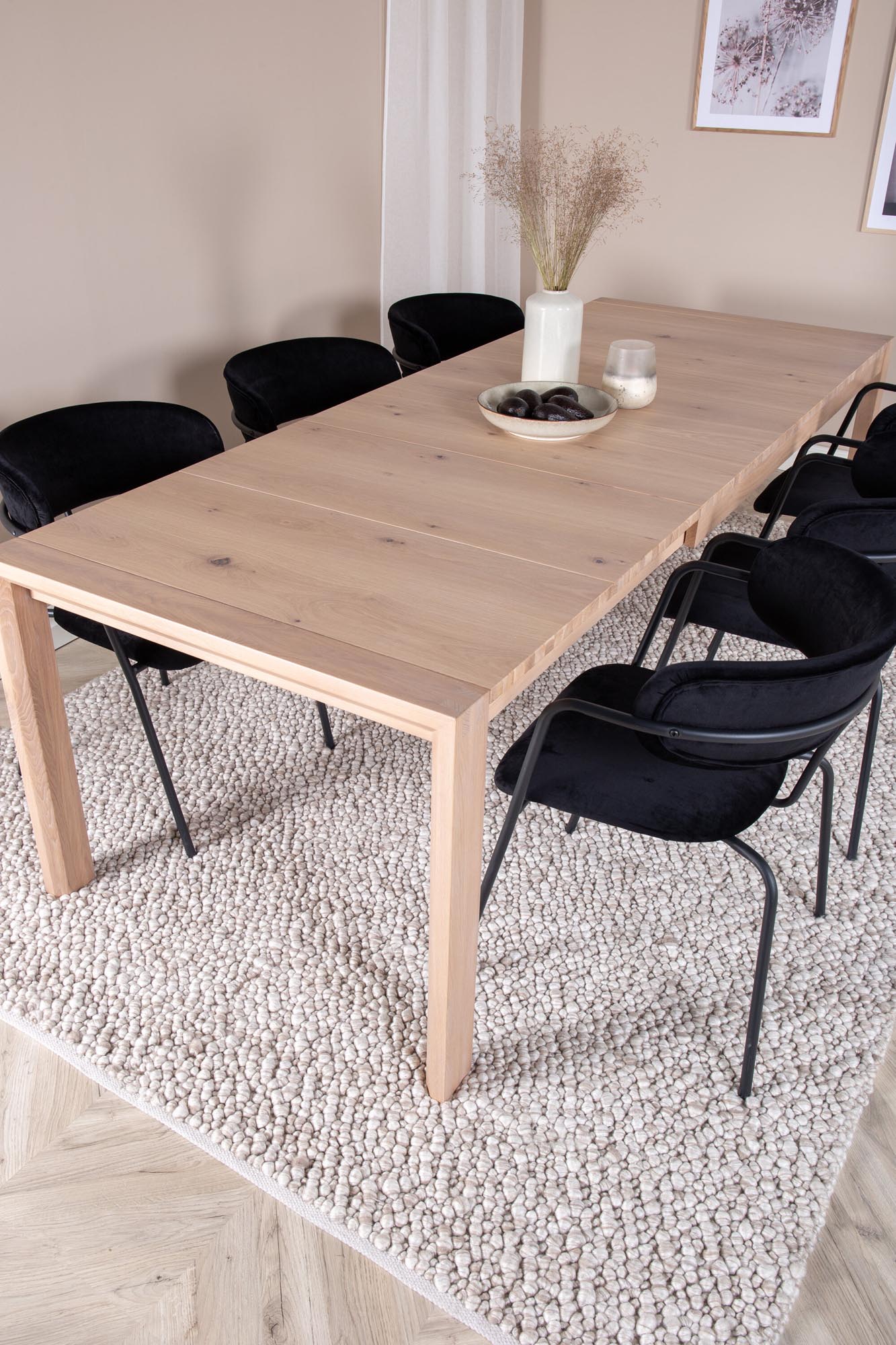 Slider Esszimmerset ausziehbar + Arrow 170cm/6St. in Schwarz präsentiert im Onlineshop von KAQTU Design AG. Esszimmerset ist von Venture Home