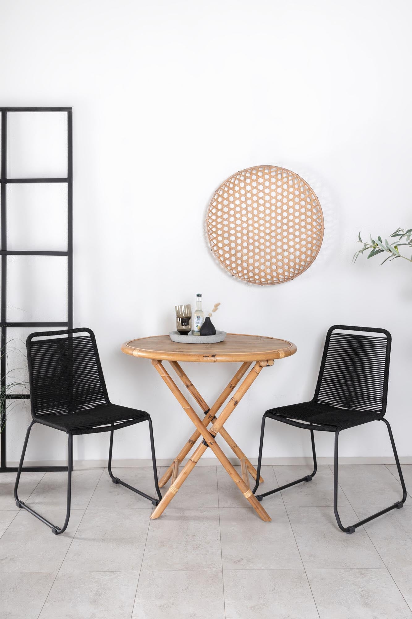 Cane Outdoor-Tischset ⌀80cm/2St. in Schwarz präsentiert im Onlineshop von KAQTU Design AG. Gartentischset ist von Venture Home