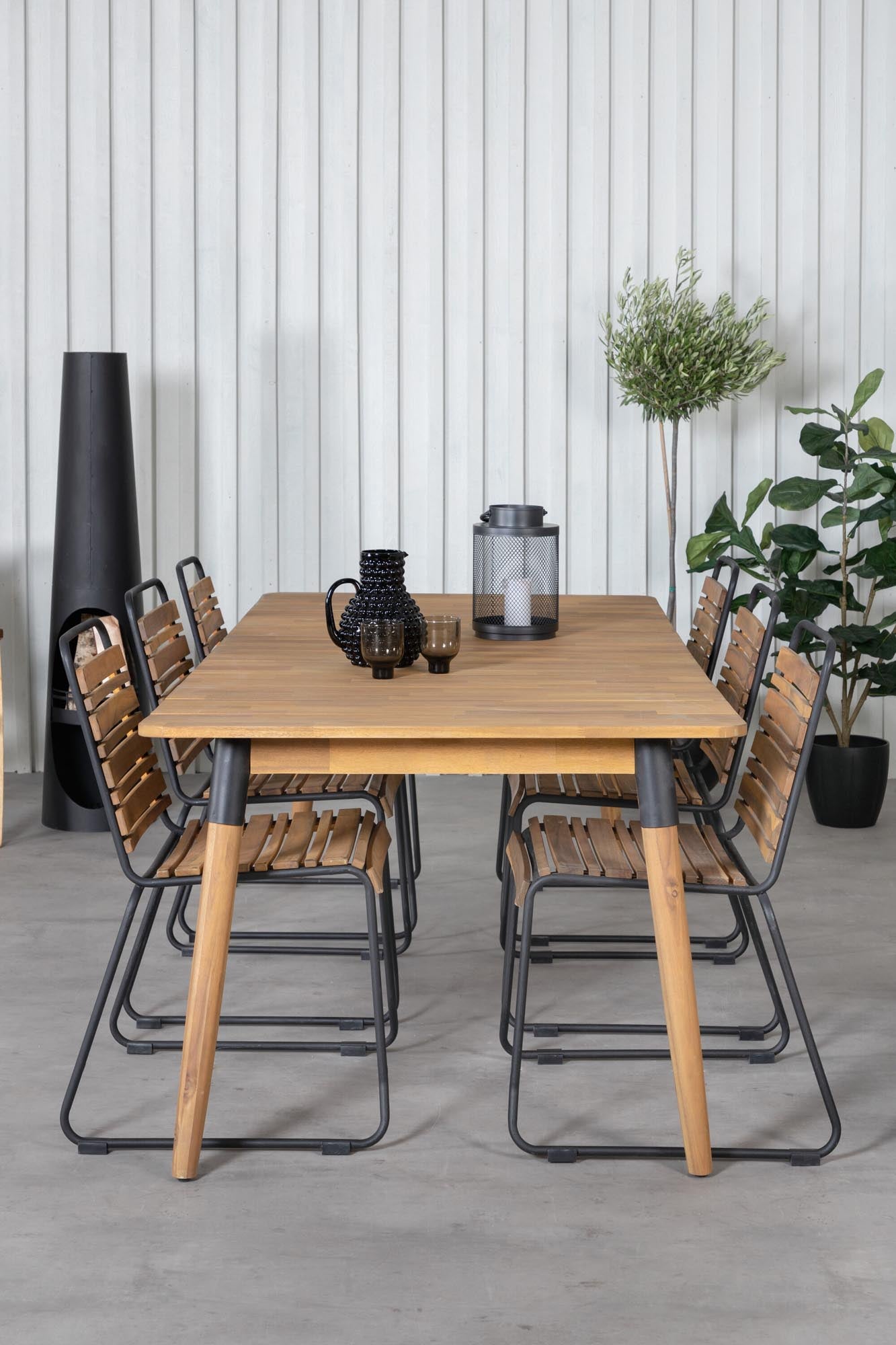 Julian Outdoor-Tischset + Bois 210cm/6St. in Schwarz präsentiert im Onlineshop von KAQTU Design AG. Gartentischset ist von Venture Home