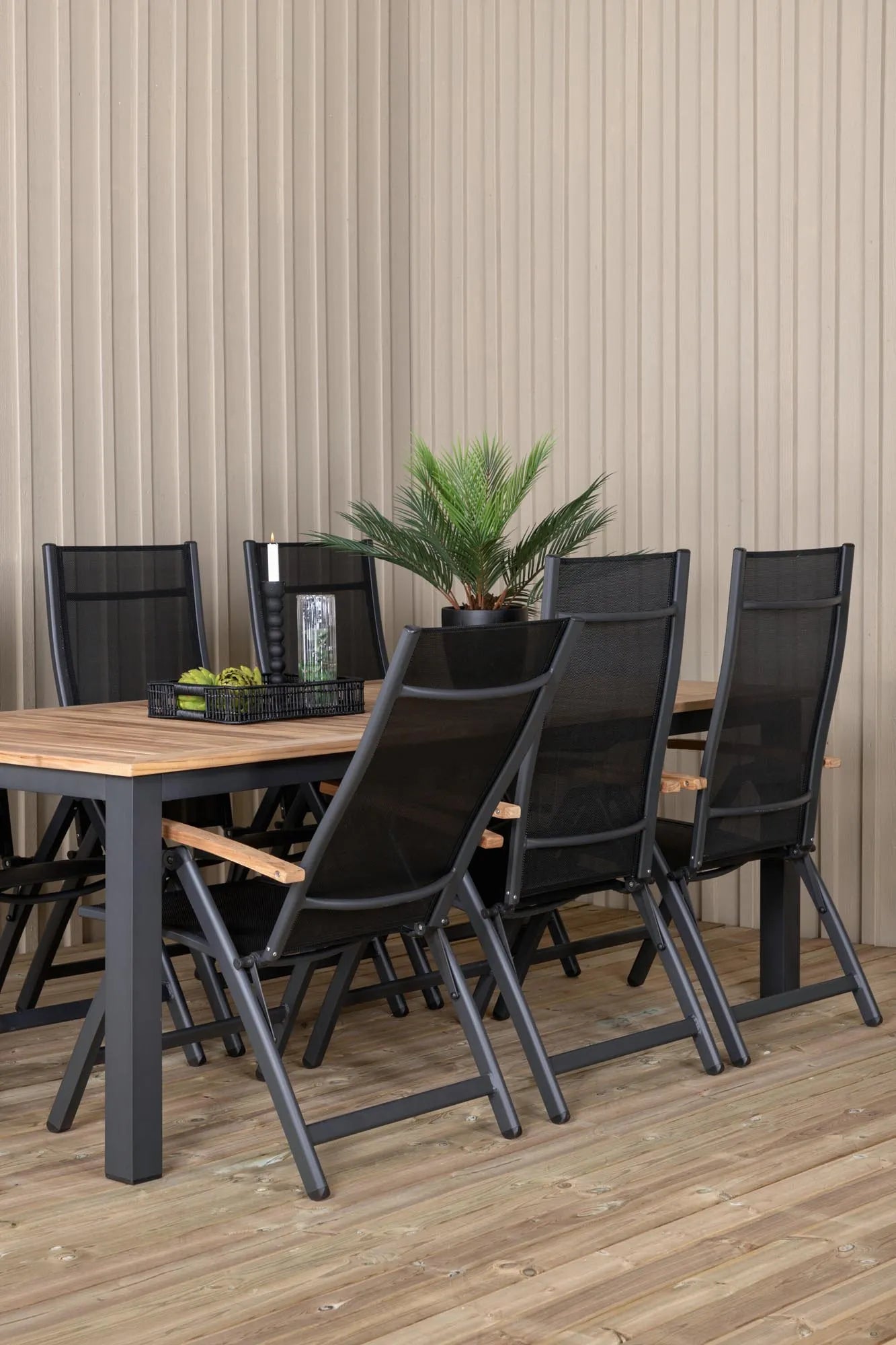 Elegantes Panama Gartentischset von Venture Home, ausziehbar, ideal für Garten oder Terrasse, robust und zeitlos gestaltet.