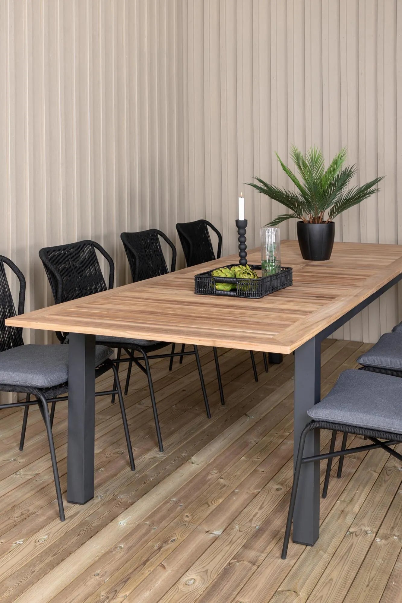 Panama Gartentischset Julian von Venture Home, ausziehbar, perfekt für gemütliche und elegante Outdoor-Erlebnisse.