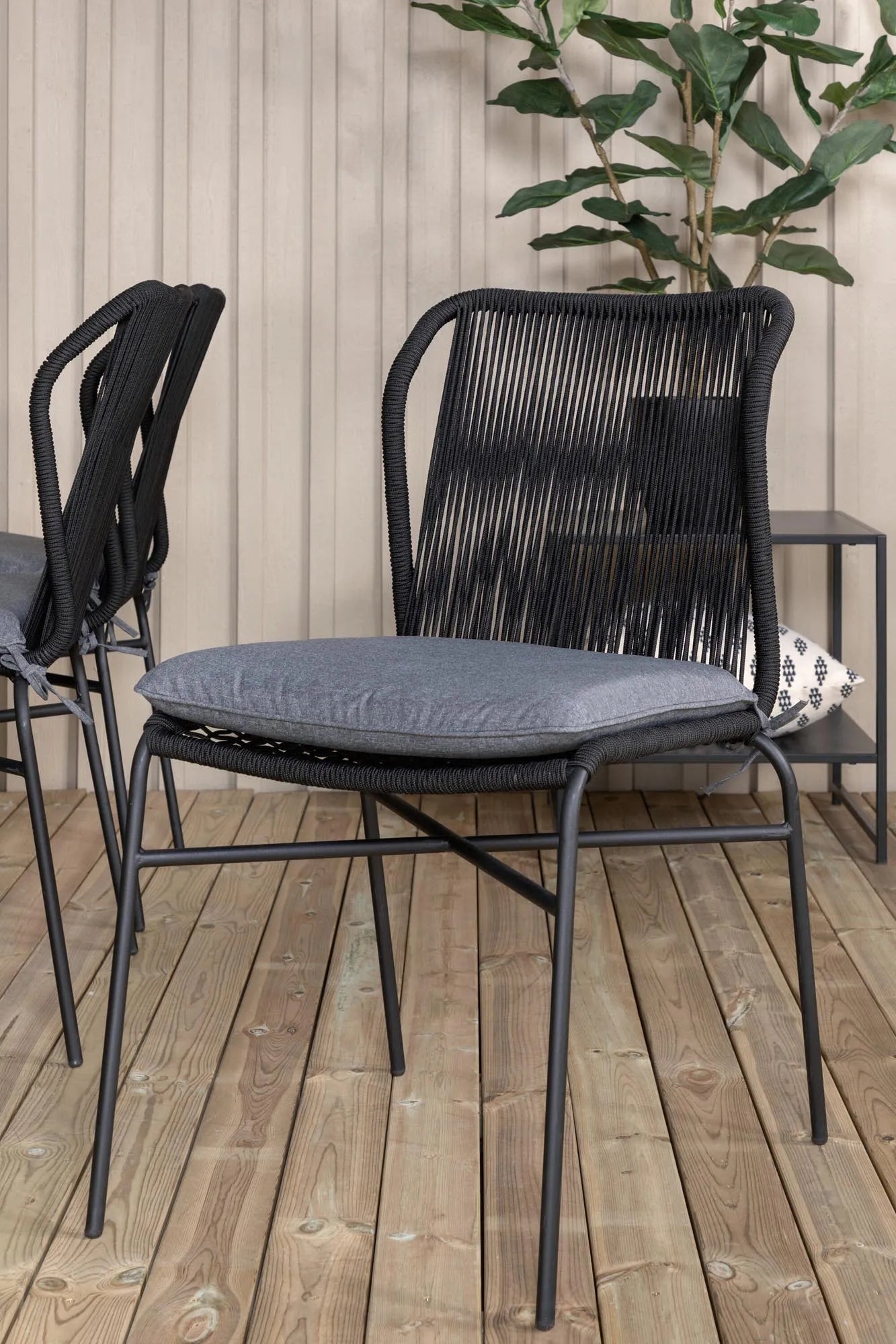 Elegantes Panama Gartentischset Julian von Venture Home, ausziehbar, ideal für stilvolle und komfortable Outdoor-Momente.