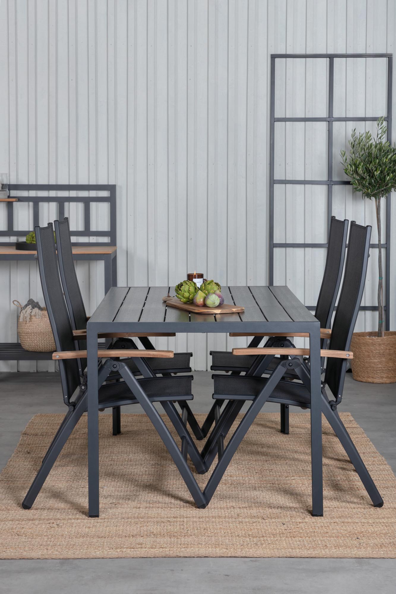 Break Outdoor-Tischset + Panama 150cm/4St. in Schwarz präsentiert im Onlineshop von KAQTU Design AG. Gartentischset ist von Venture Home