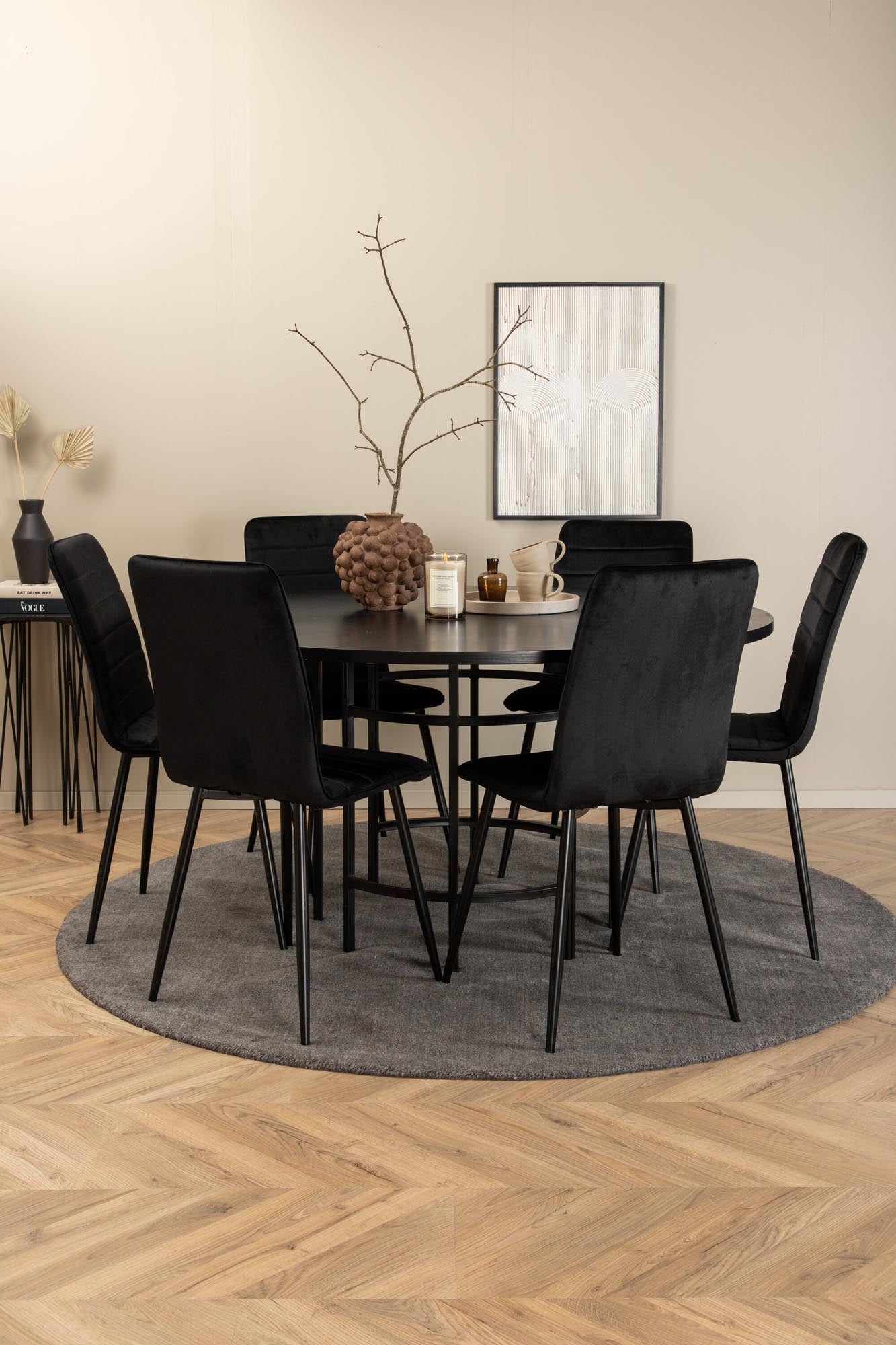 Esszimmerset Copenhagen + Windu ⌀140cm/6St. in Schwarz präsentiert im Onlineshop von KAQTU Design AG. Esszimmerset ist von Venture Home
