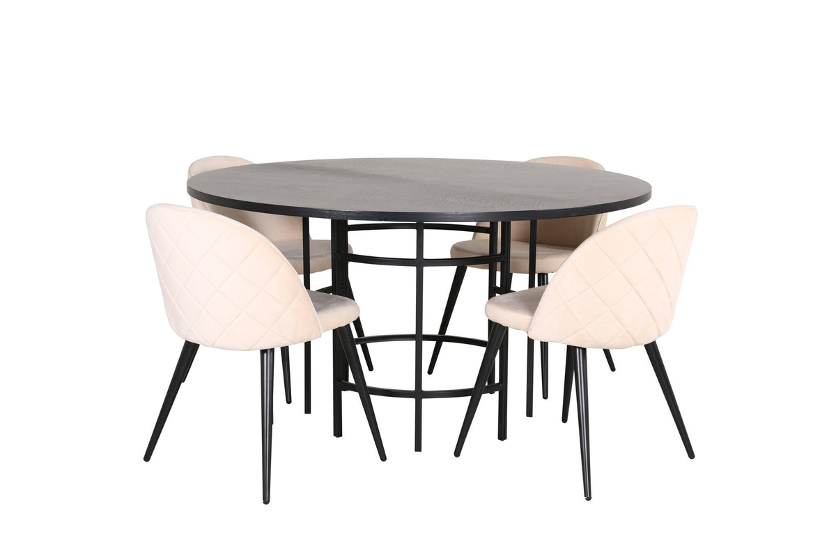 Esstisch Copenhagen mit brauner MDF-Furnier-Platte, Stahlbeinen und cremefarbenen Velvet-Stühlen mit schwarzem, pulverbeschichtetem Gestell.
