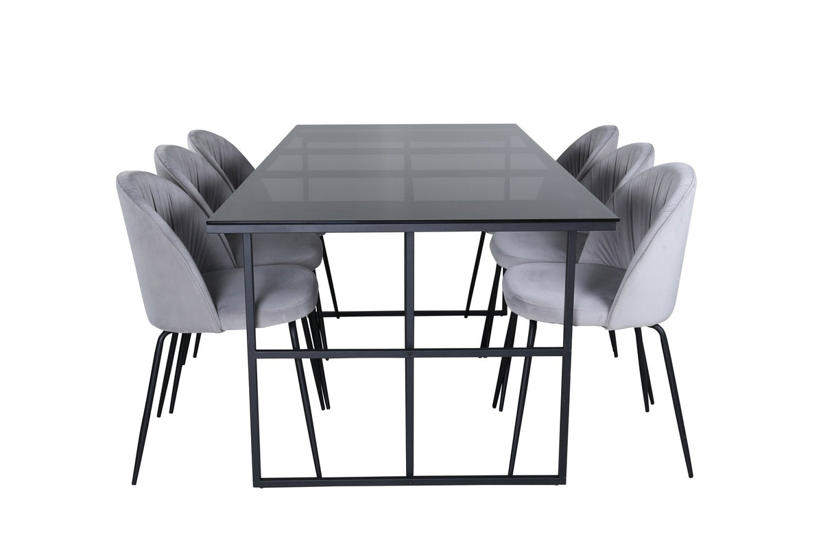 Esszimmerset von Venture Home: rechteckiger Glastisch 200x90cm mit schwarzem Stahlgestell und zwei Stühlen mit grauem Samtbezug und schwarzen Metallbeinen.