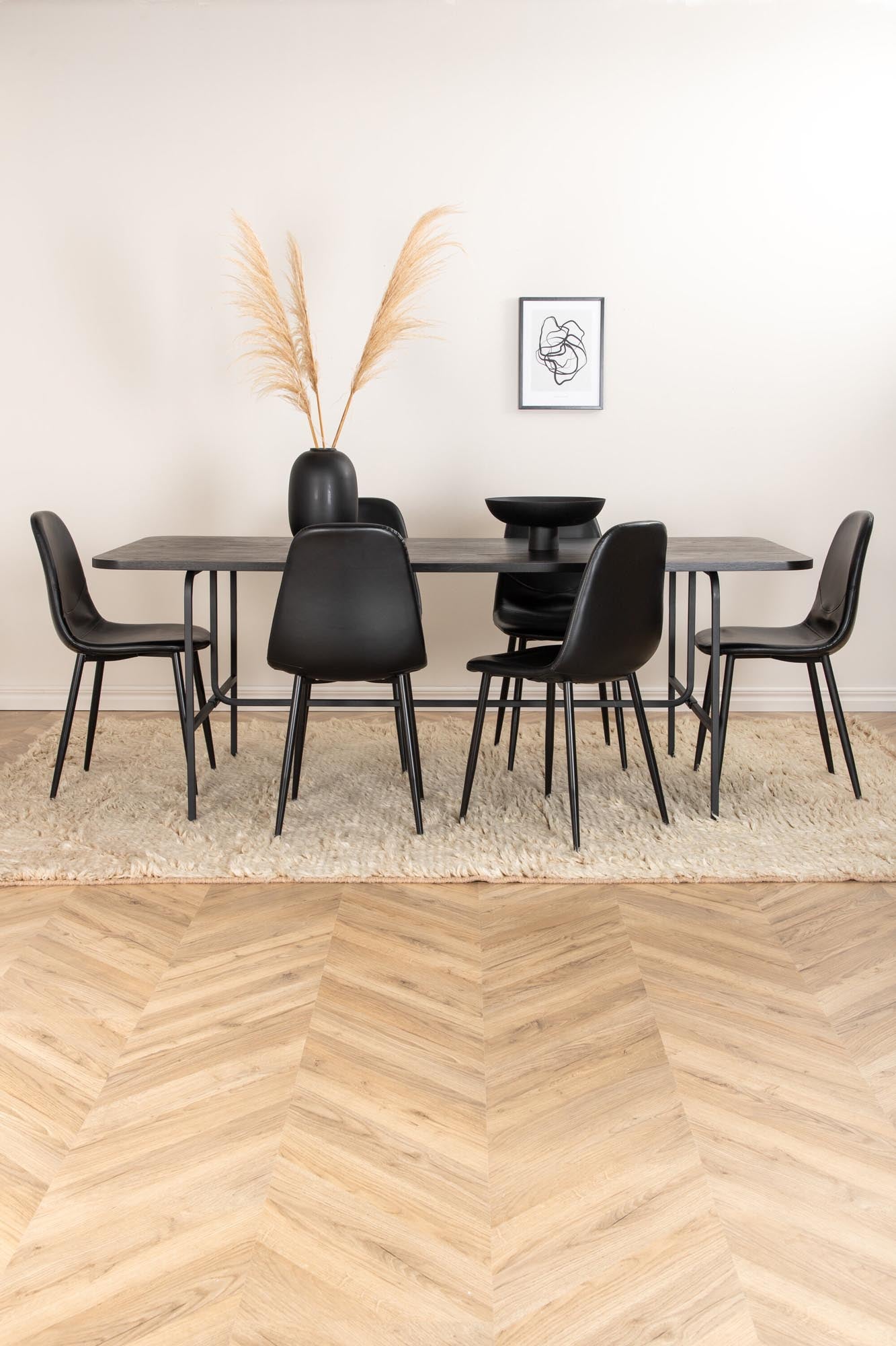 Uno Esszimmerset + Polar 200cm/6St. in Schwarz präsentiert im Onlineshop von KAQTU Design AG. Esszimmerset ist von Venture Home