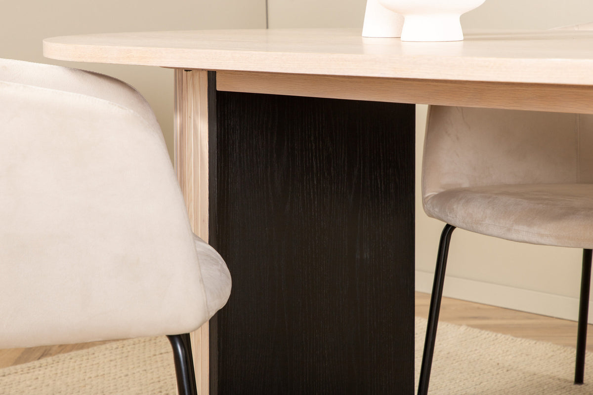 Bianca Esszimmerset + Berit 200cm/4St. in Weiss / Beige präsentiert im Onlineshop von KAQTU Design AG. Esszimmerset ist von Venture Home