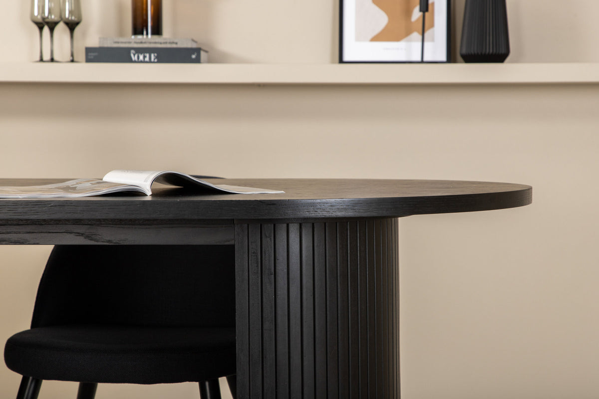 Bianca Esszimmerset + Velvet 200cm/4St. in Schwarz präsentiert im Onlineshop von KAQTU Design AG. Esszimmerset ist von Venture Home
