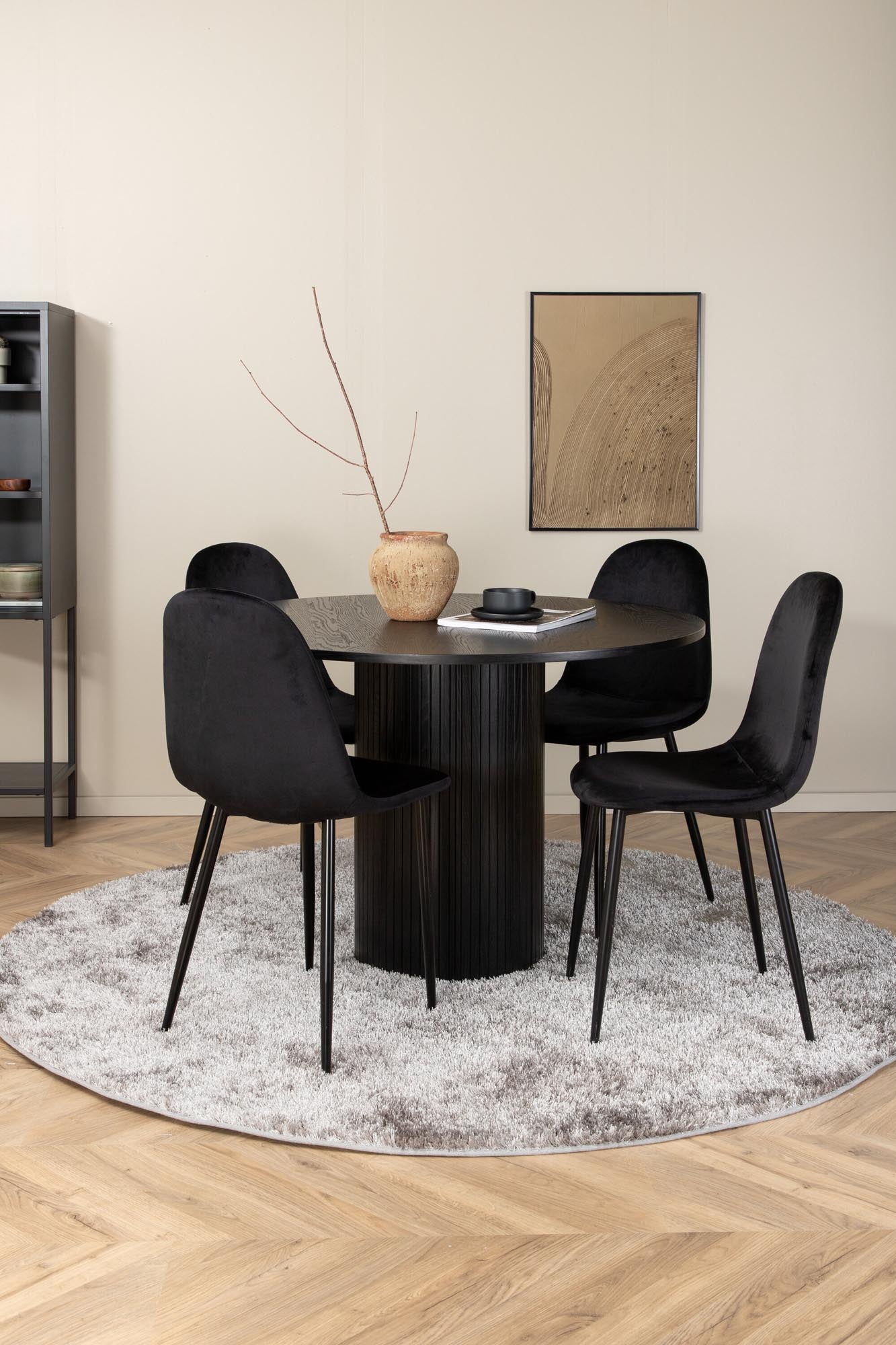 Bianca Esszimmerset + Polar ⌀110cm/4St. in Schwarz präsentiert im Onlineshop von KAQTU Design AG. Esszimmerset ist von Venture Home