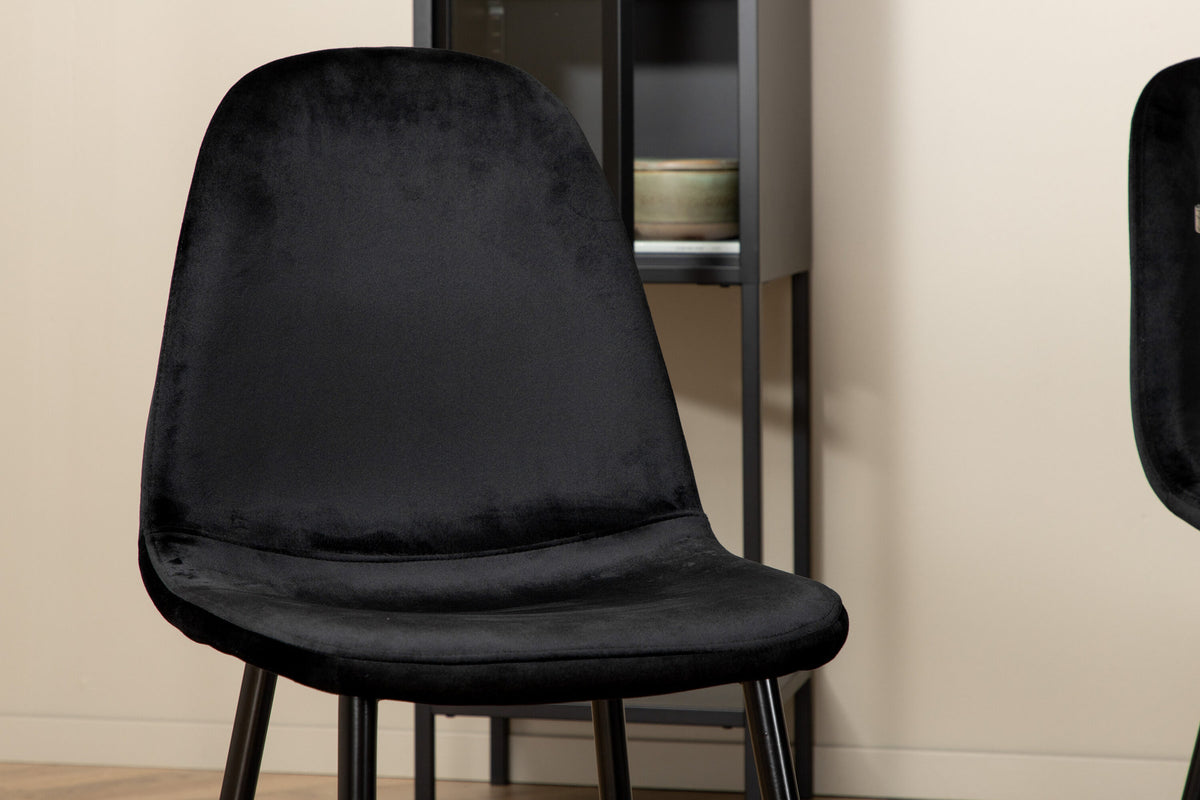 Bianca Esszimmerset + Polar ⌀110cm/4St. in Schwarz präsentiert im Onlineshop von KAQTU Design AG. Esszimmerset ist von Venture Home