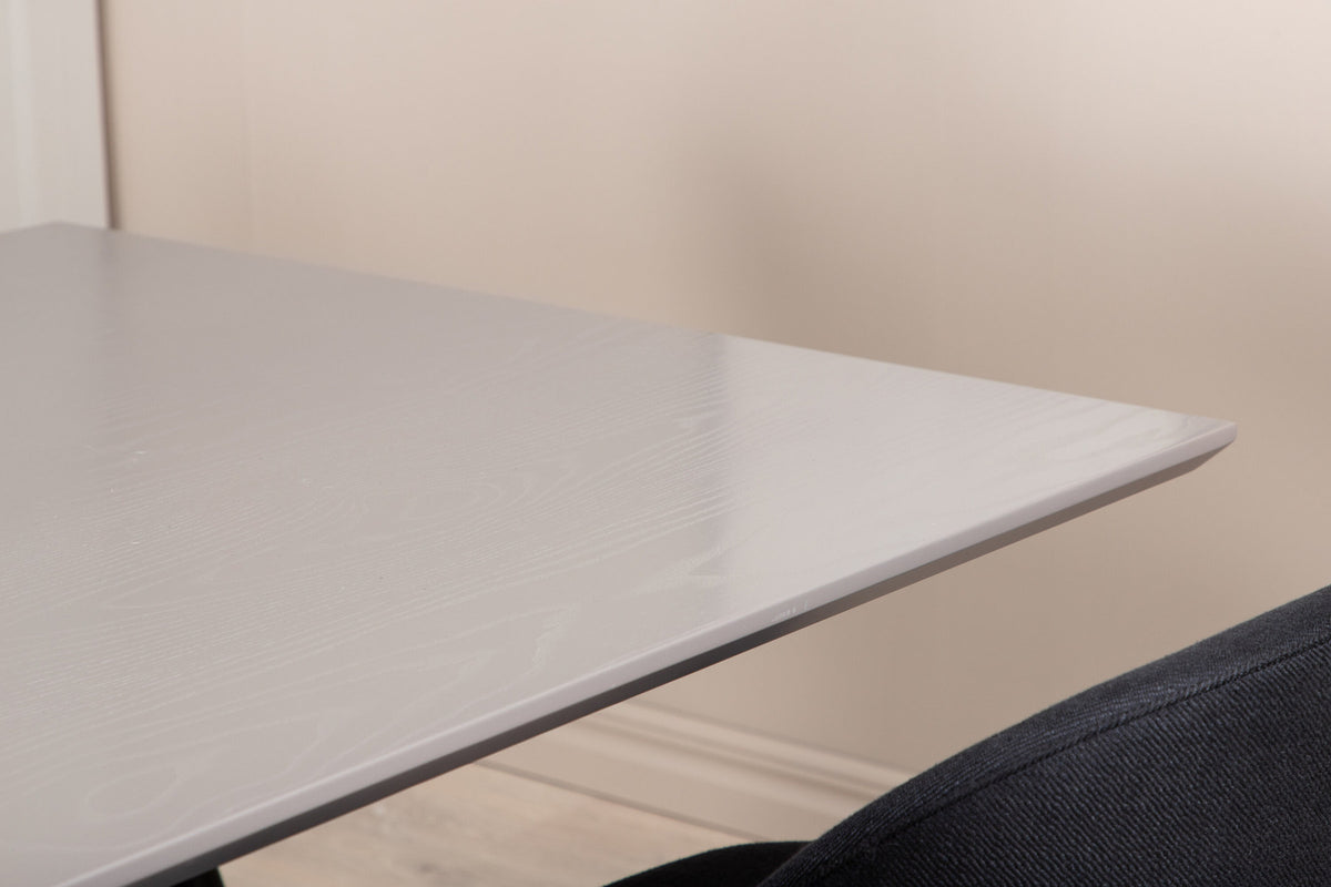 Piazza Esszimmerset + Velvet 180cm/6St. in Grau / Schwarz präsentiert im Onlineshop von KAQTU Design AG. Esszimmerset ist von Venture Home