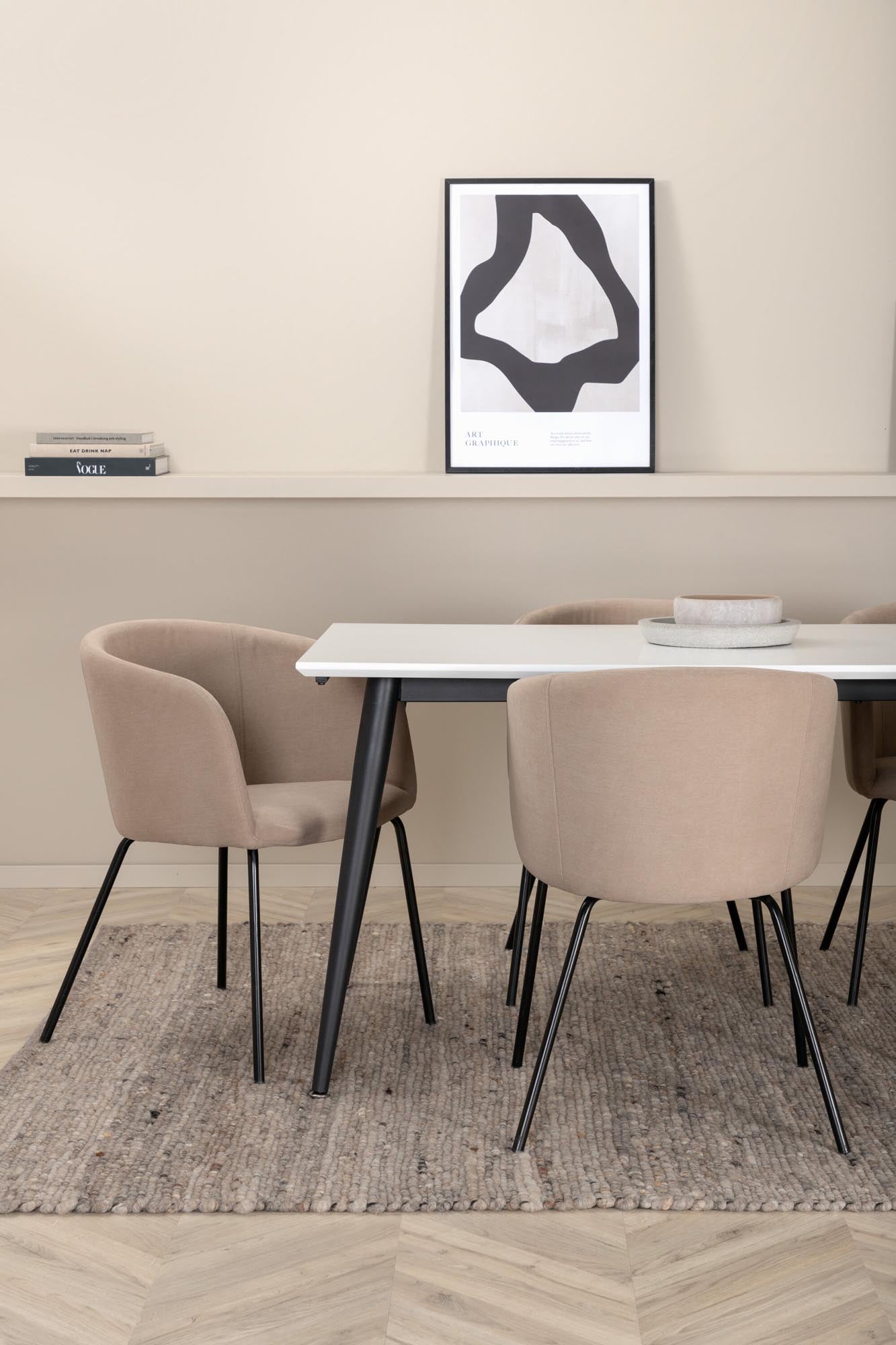 Jimmy Esszimmerset + Berit 195cm/6St. in Beige, Schwarz präsentiert im Onlineshop von KAQTU Design AG. Esszimmerset ist von Venture Home