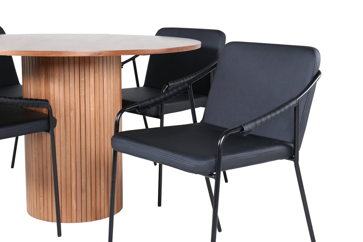 Rundes Esszimmerset mit Tisch aus MDF in Nussbaum-Optik ⌀110 cm und zwei schwarzen Stühlen mit Pulverbeschichtung und Eisenbeinen.