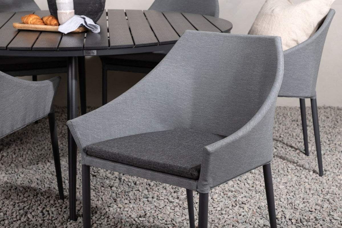 Rundes Gartentischset von Venture Home: schwarzer Esstisch aus Aintwood und Aluminium mit zwei grauen Stühlen mit Polyester-Textilene-Bezug.