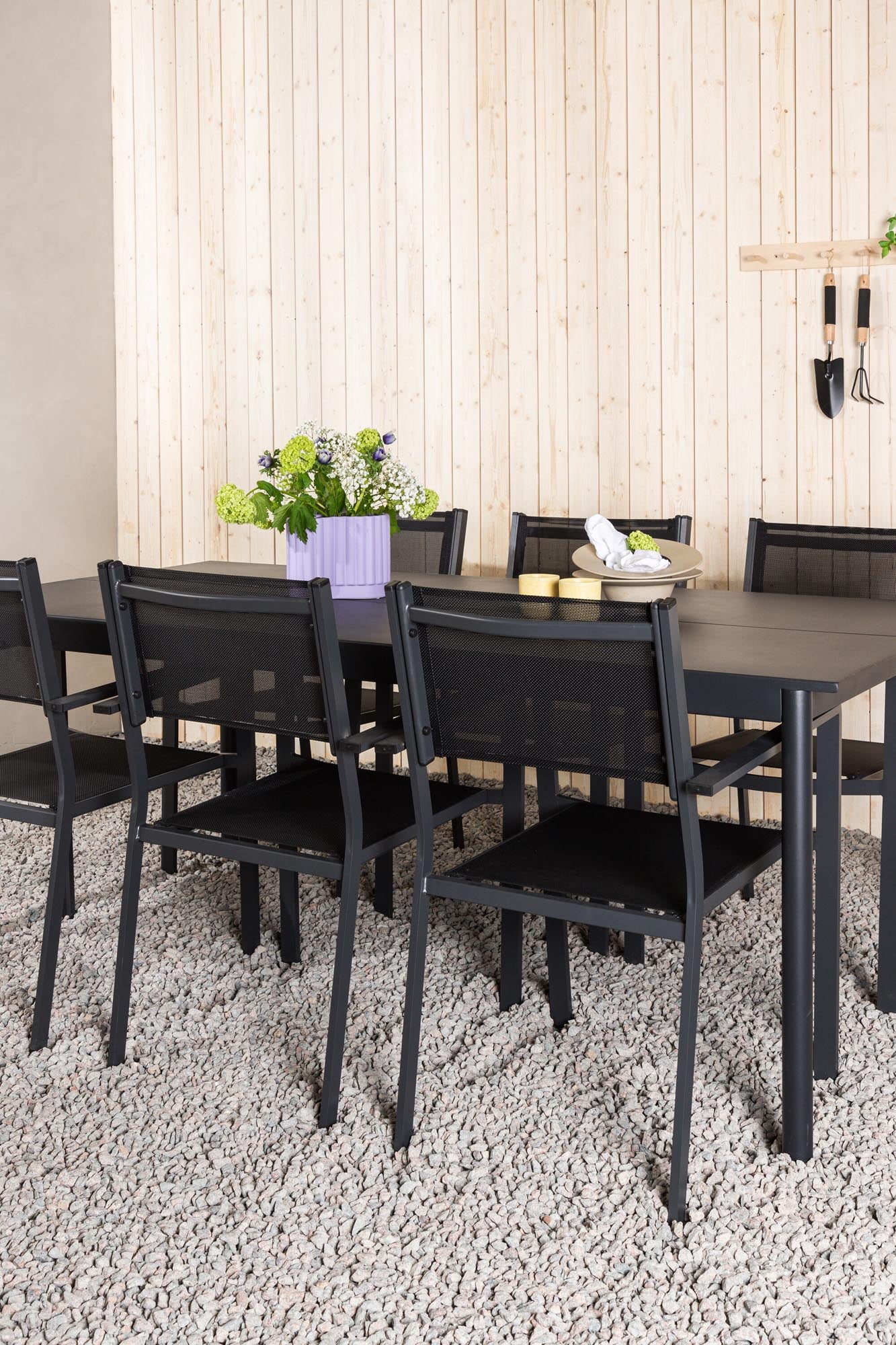 Modena Esszimmer Set in Schwarz präsentiert im Onlineshop von KAQTU Design AG. Esszimmerset ist von Venture Home