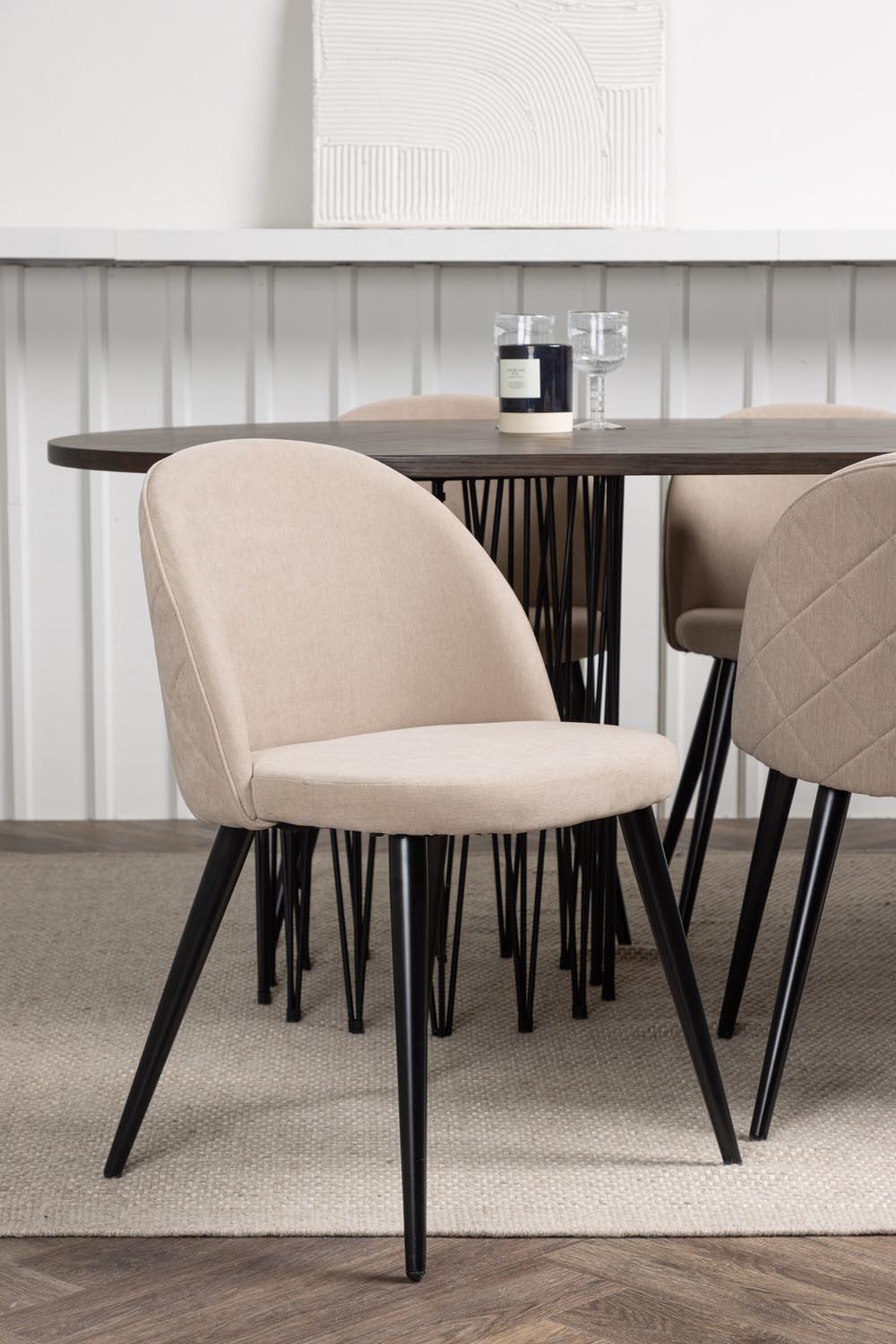 Stone Esszimmerset + Velvet 220cm/6St. in Beige, Schwarz präsentiert im Onlineshop von KAQTU Design AG. Esszimmerset ist von Venture Home