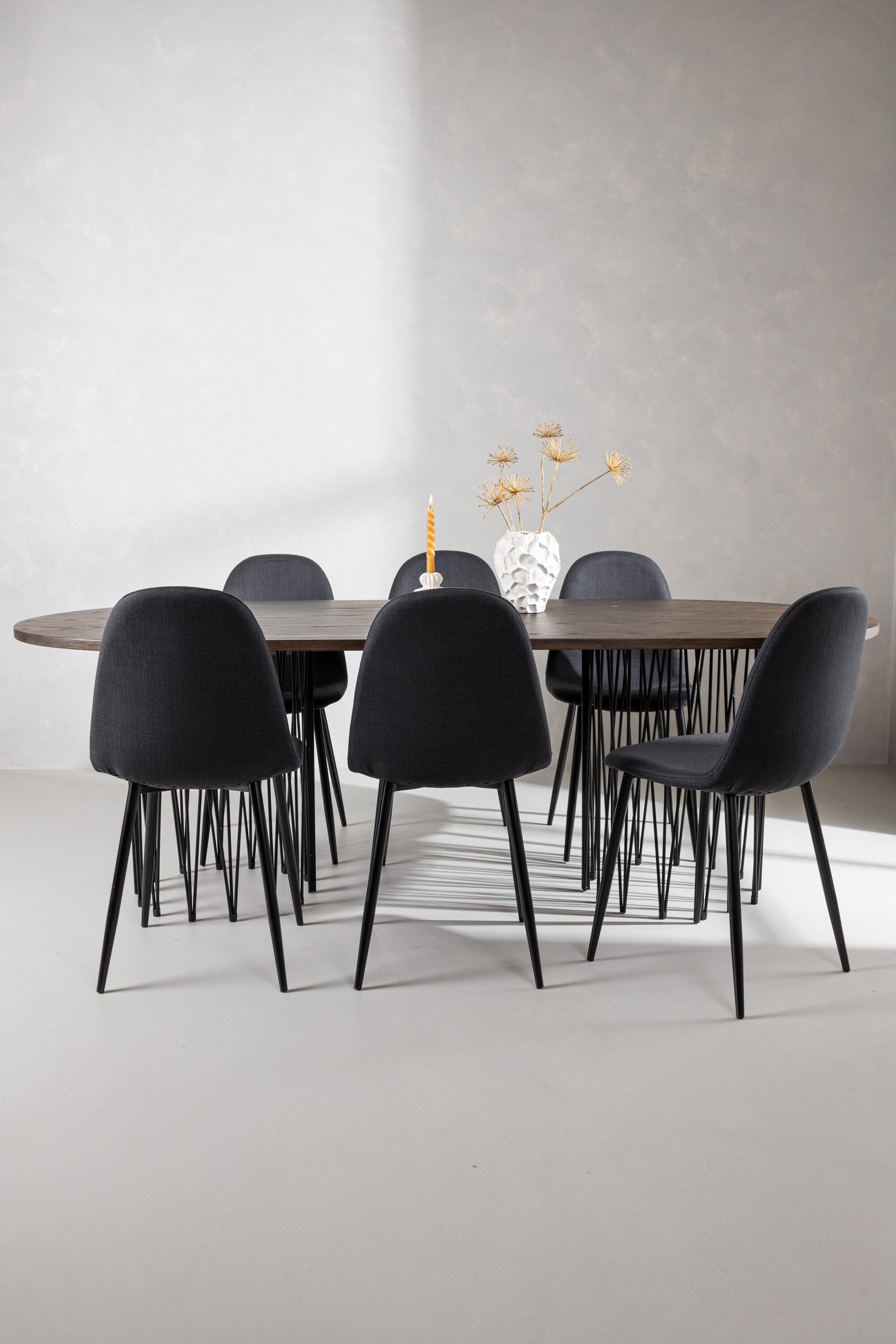 Stone Esszimmerset + Polar 220cm/6St. in Schwarz präsentiert im Onlineshop von KAQTU Design AG. Esszimmerset ist von Venture Home