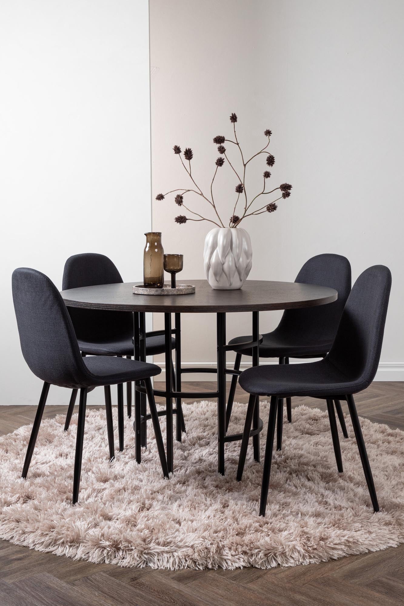 Esszimmerset Copenhagen + Polar: Elegante Kombination aus Komfort und Stil für gesellige Abende mit Familie und Freunden.