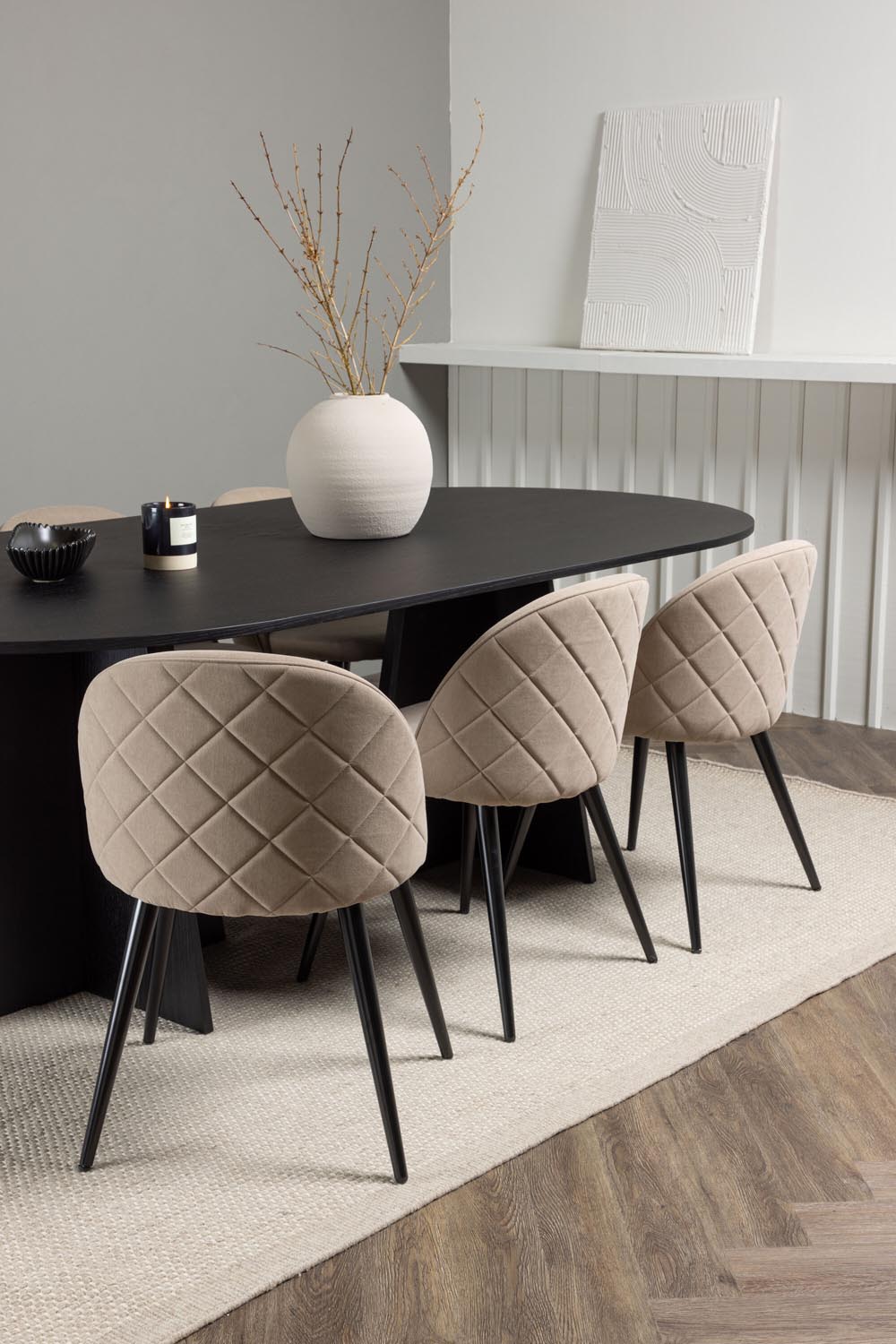 Bootcut Esszimmerset + Velvet 230cm/6St. in Beige, Schwarz präsentiert im Onlineshop von KAQTU Design AG. Esszimmerset ist von Venture Home