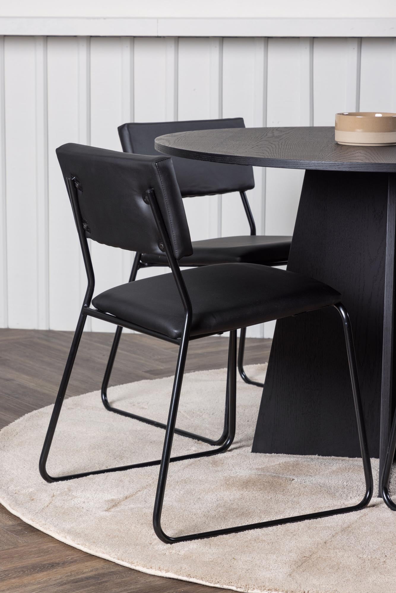 Stilvolles Bootcut Esszimmerset mit runden Tisch (110 cm) und 4 komfortablen Kenth-Stühlen. Ideal für moderne Essbereiche.