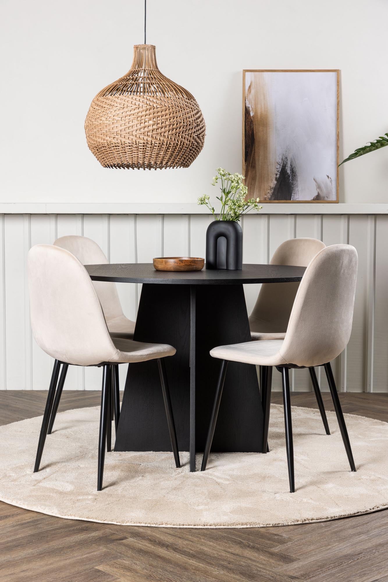 Elegantes Bootcut Esszimmerset mit runden Tisch und 4 stilvollen Polar-Stühlen. Ideal für gemütliche Esszimmeratmosphäre.