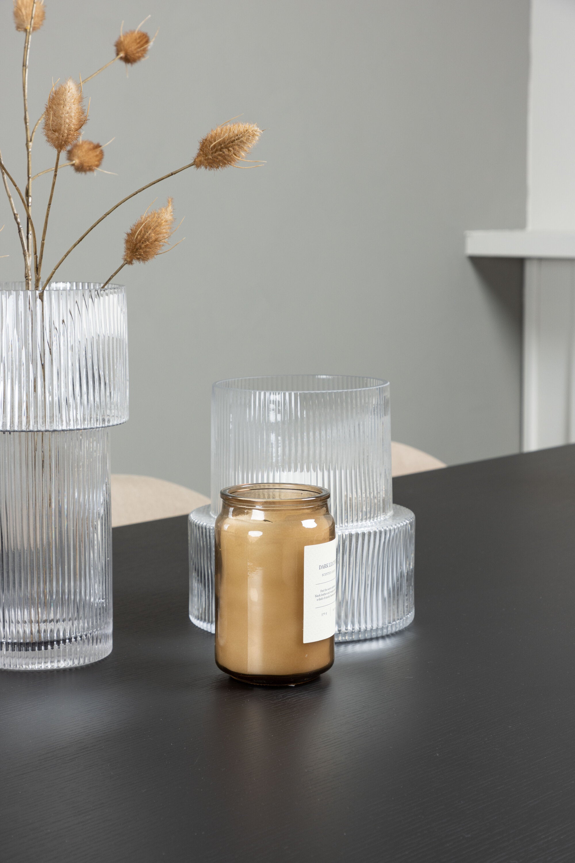 Vail Esszimmerset + Velvet 200cm/6St. in Beige, Schwarz präsentiert im Onlineshop von KAQTU Design AG. Esszimmerset ist von Venture Home